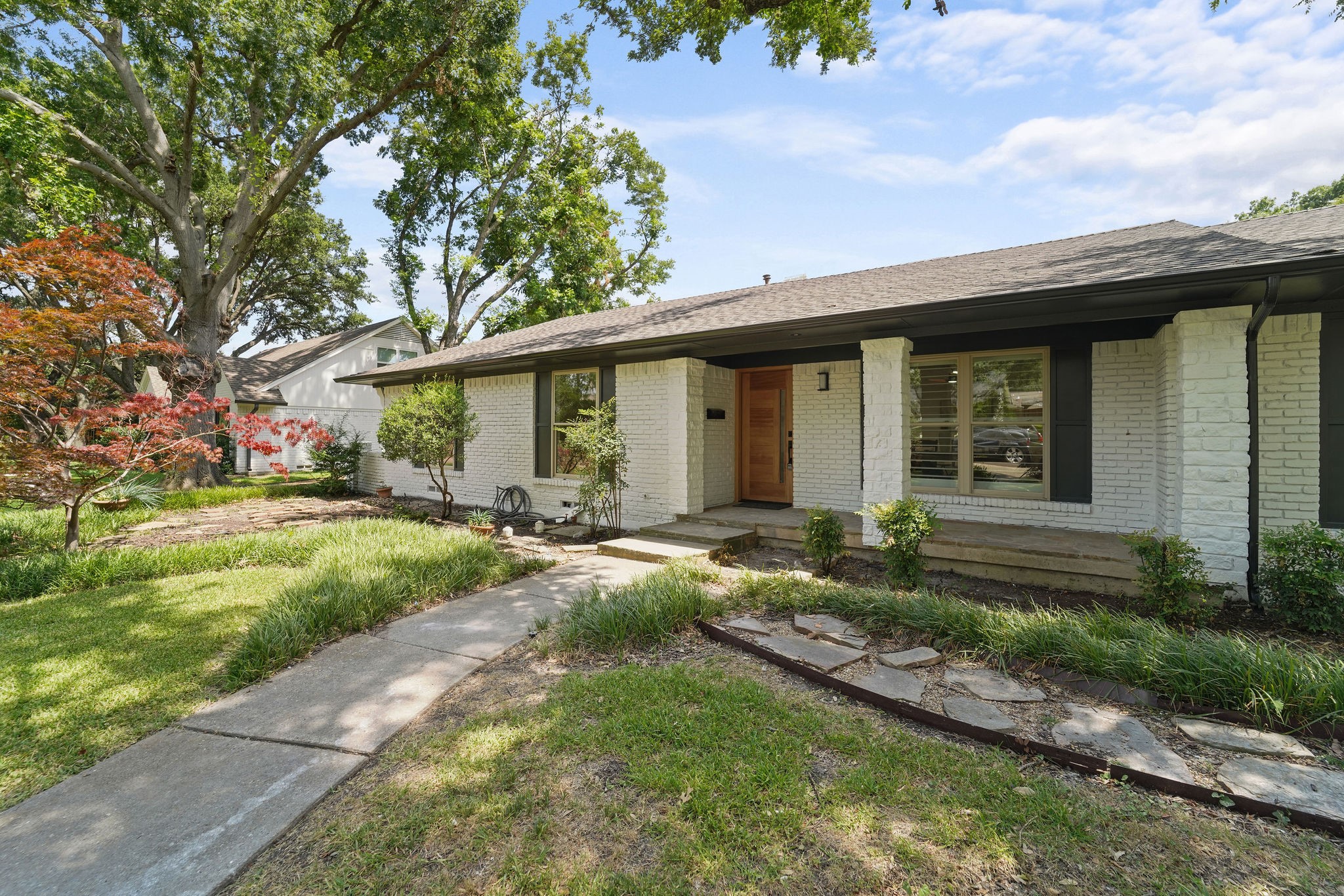 1203 Seminole Drive