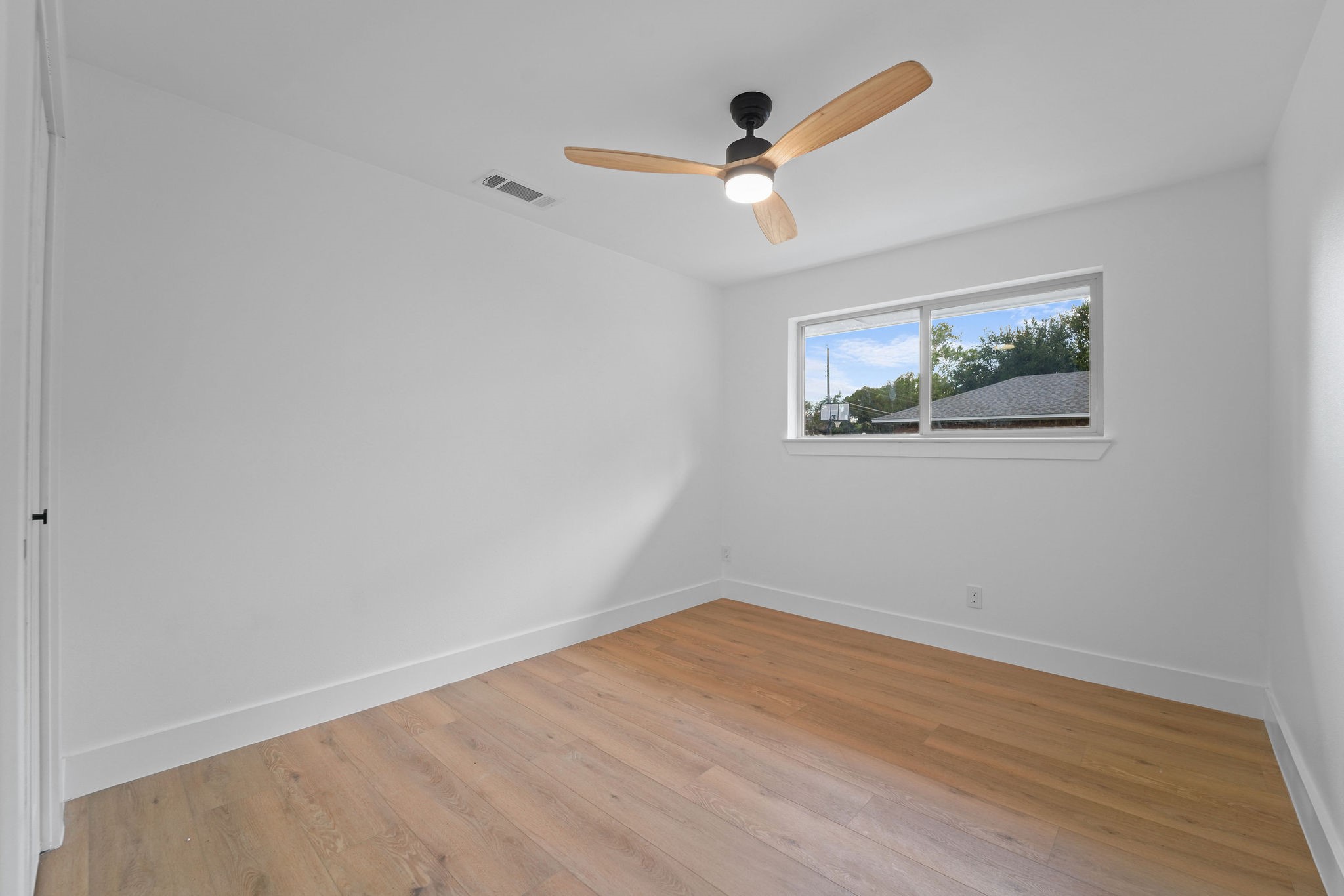 1203 Seminole Drive