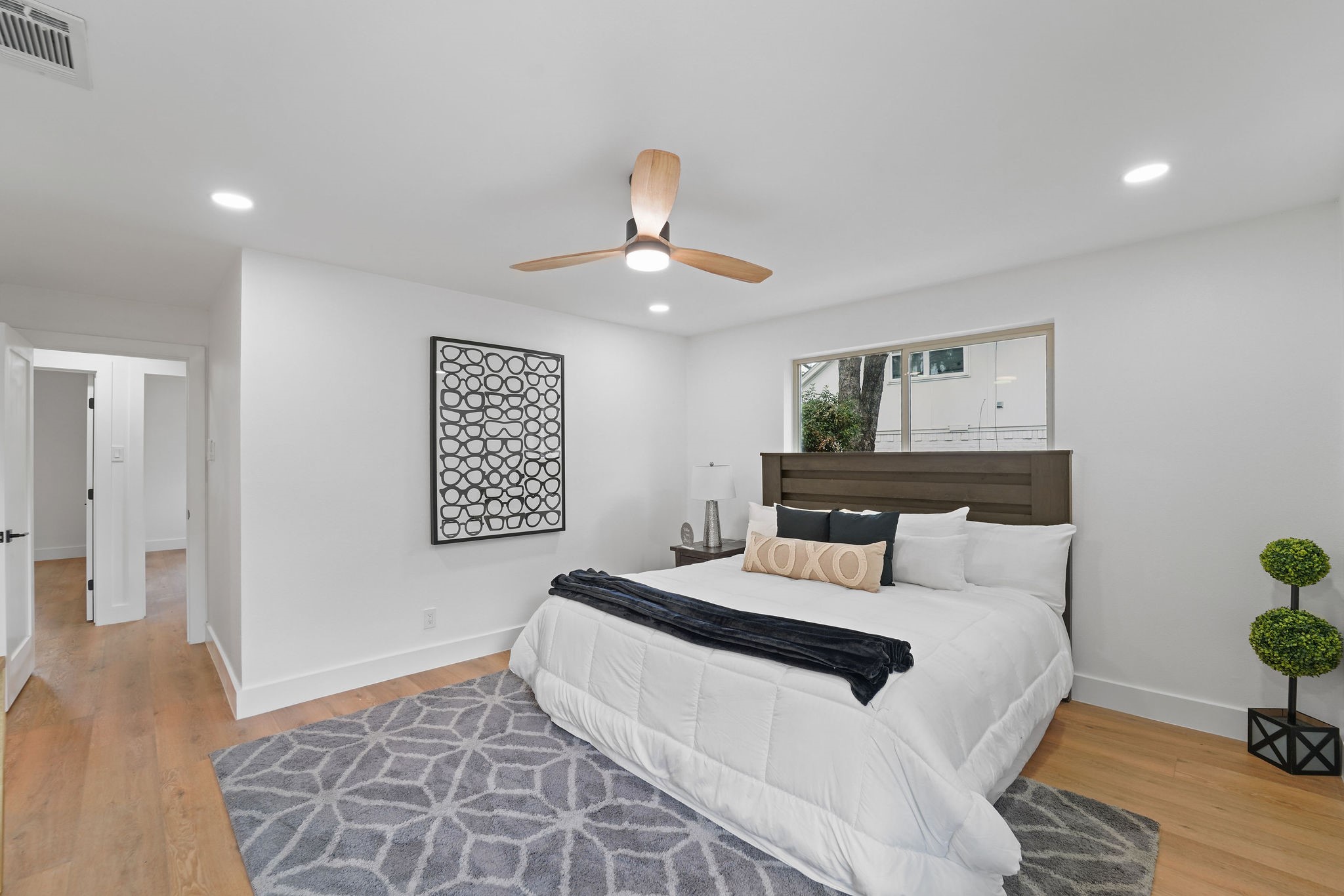1203 Seminole Drive