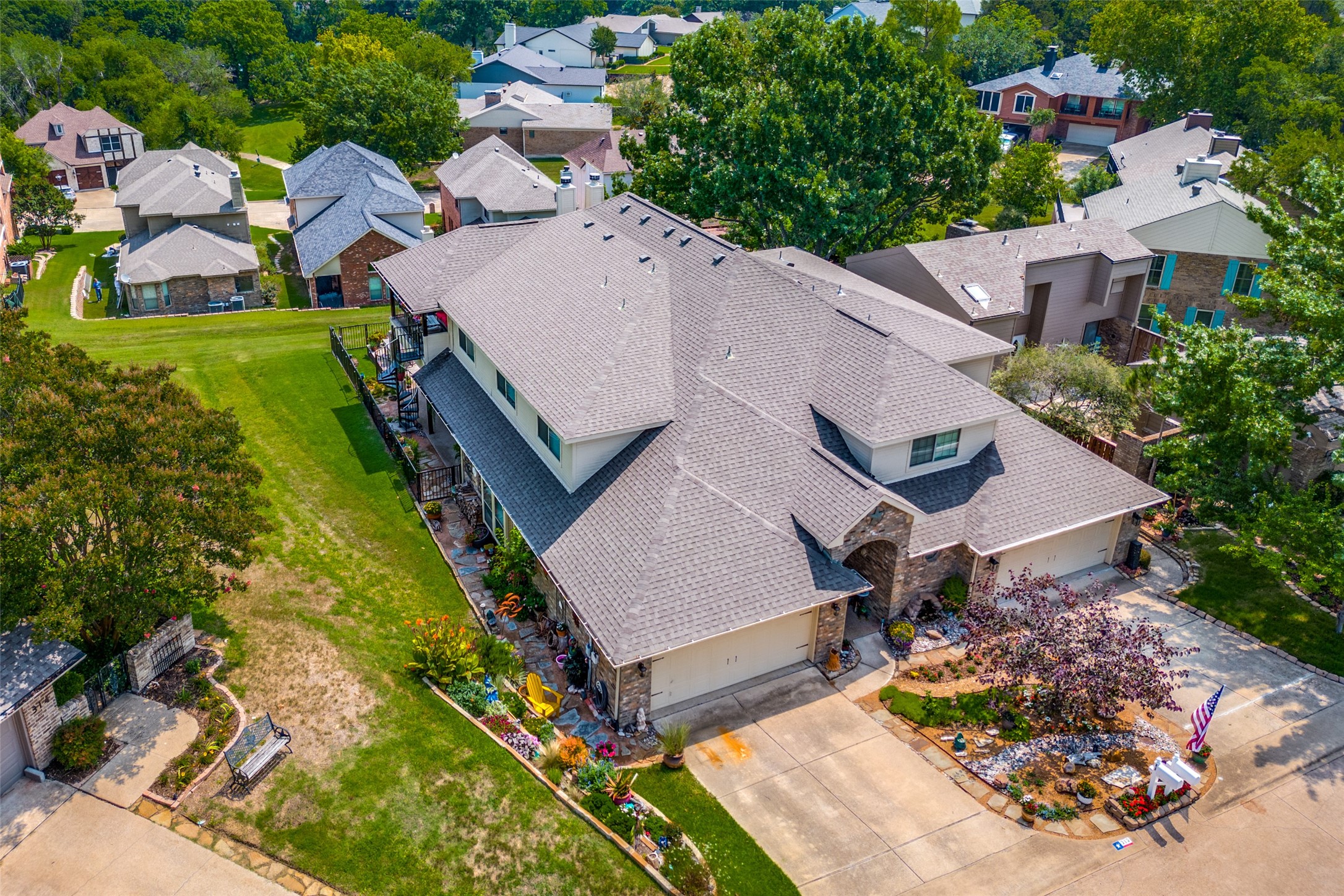312 Columbia Drive