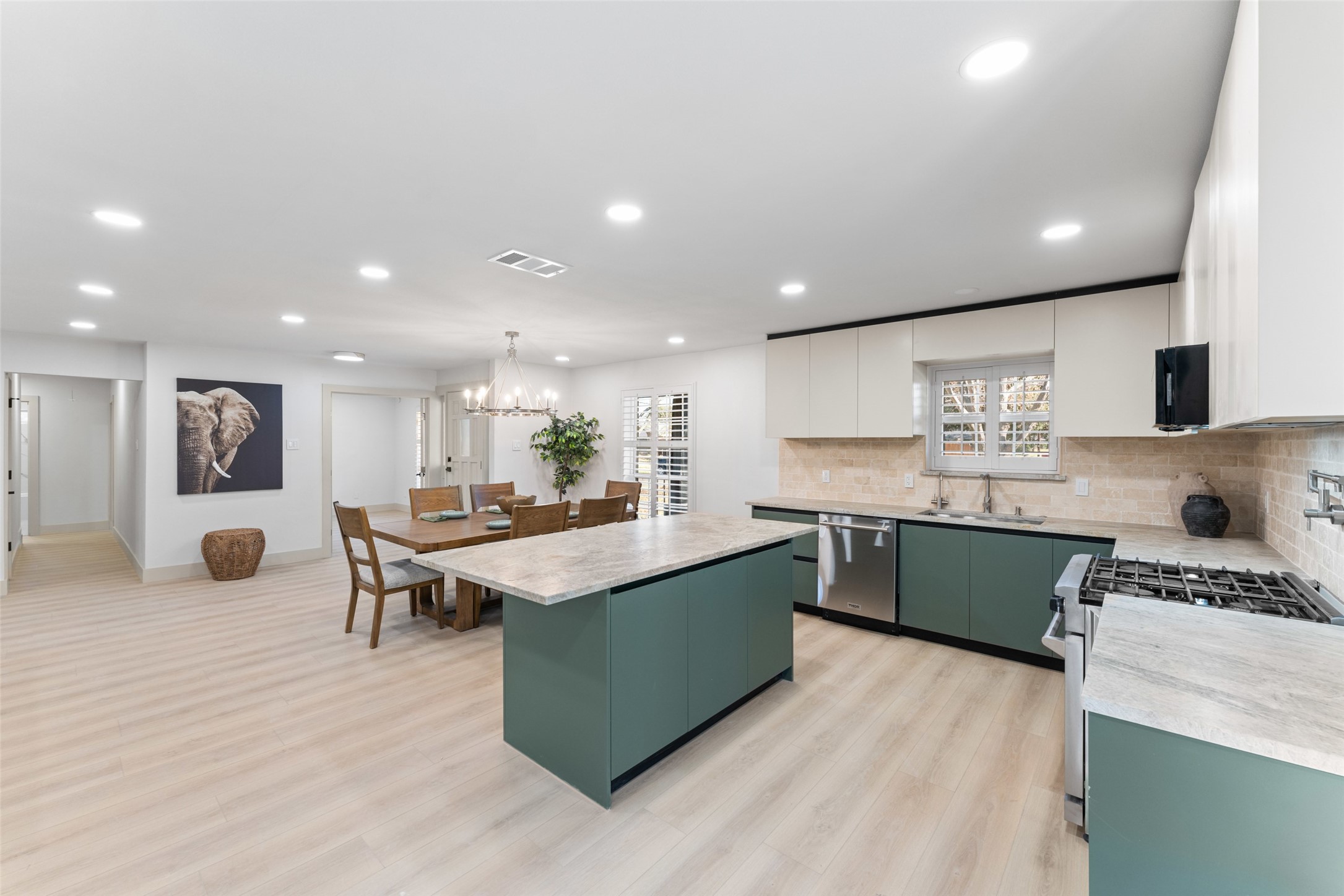 7878 La Sobrina Drive