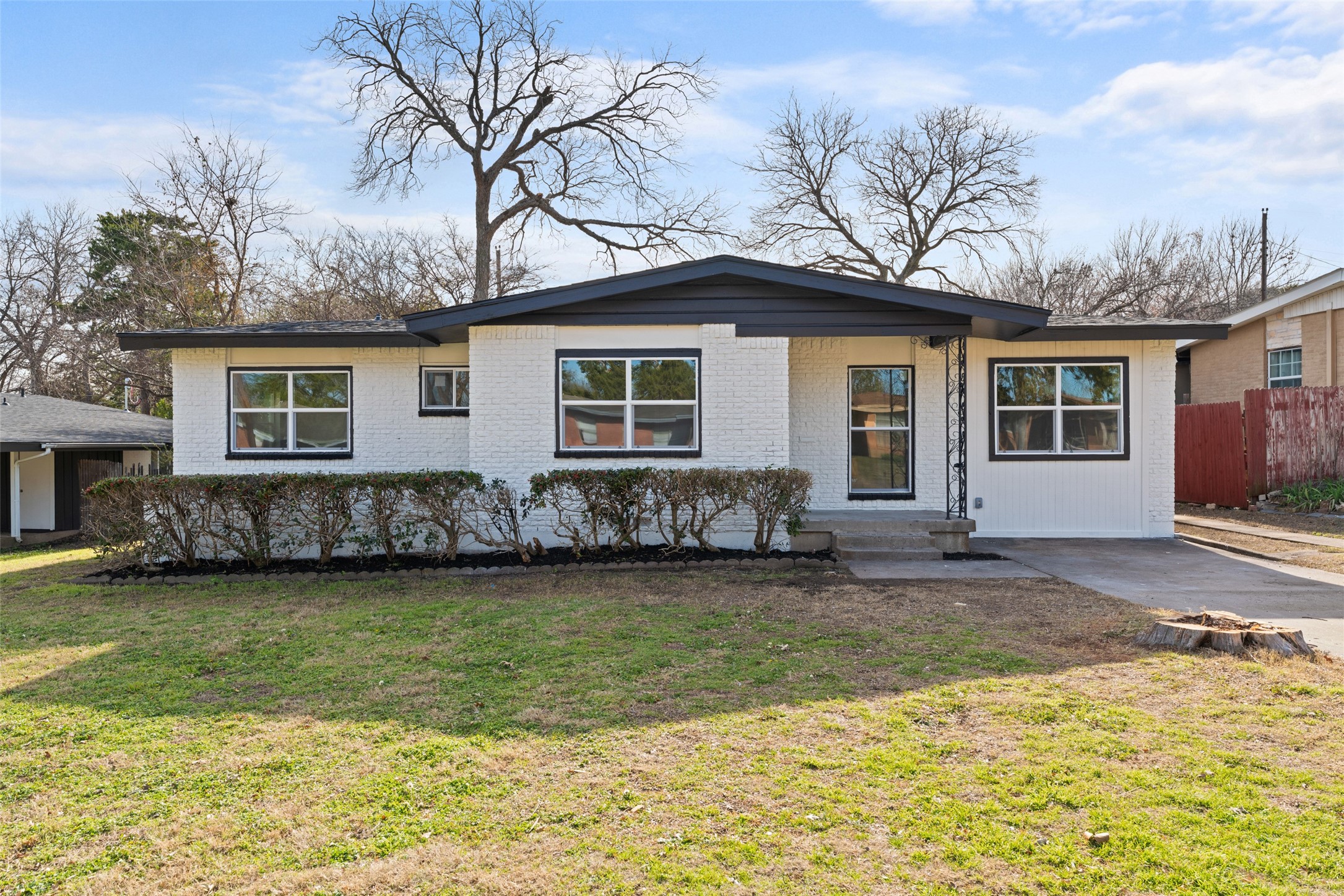 2224 Myrtlewood Drive