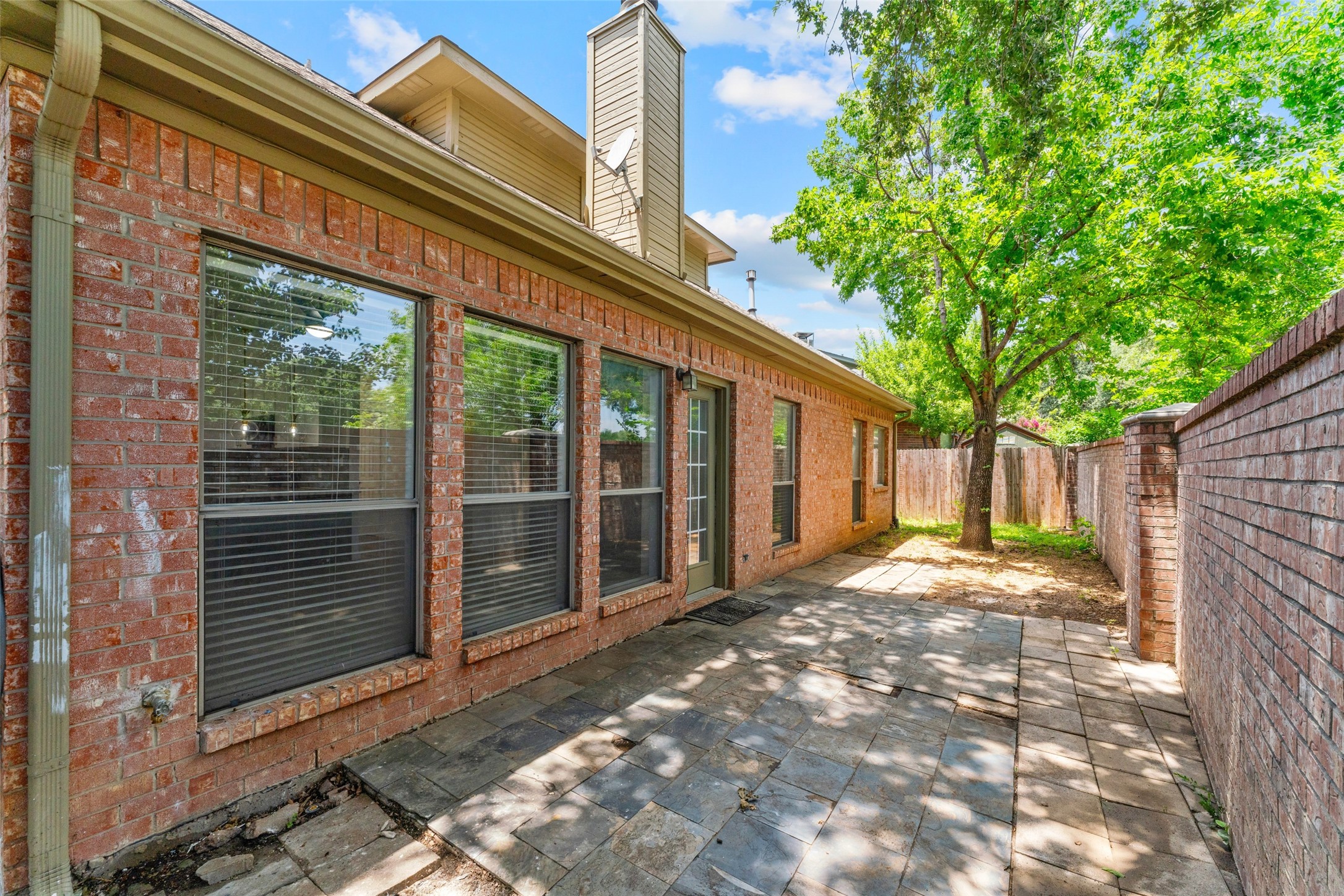 1800 Hyde Park Court