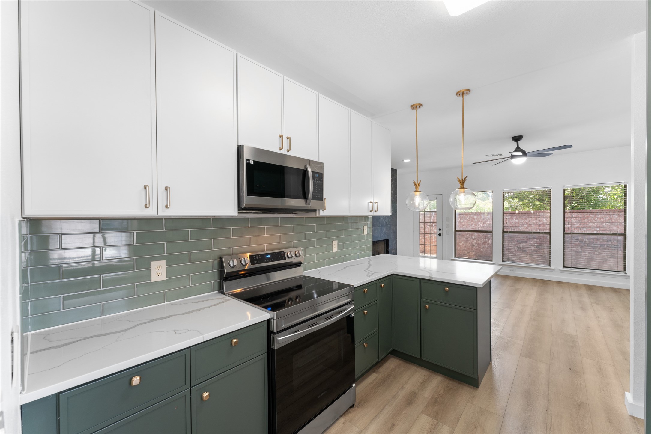 1800 Hyde Park Court