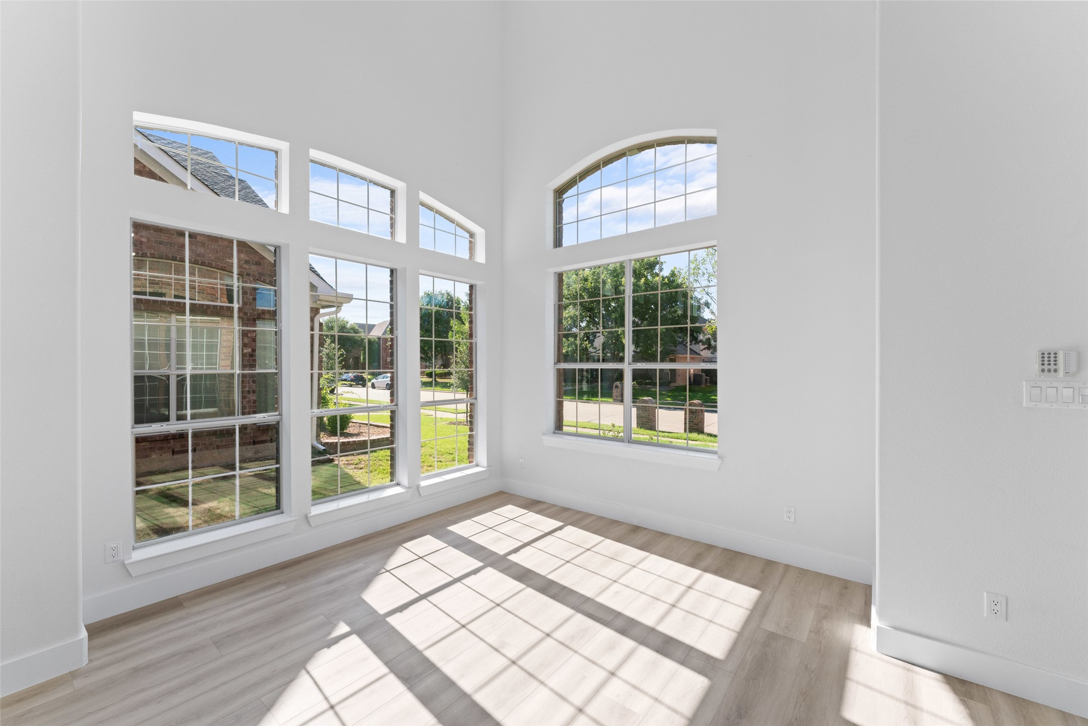 1616 Sweetbay Drive
