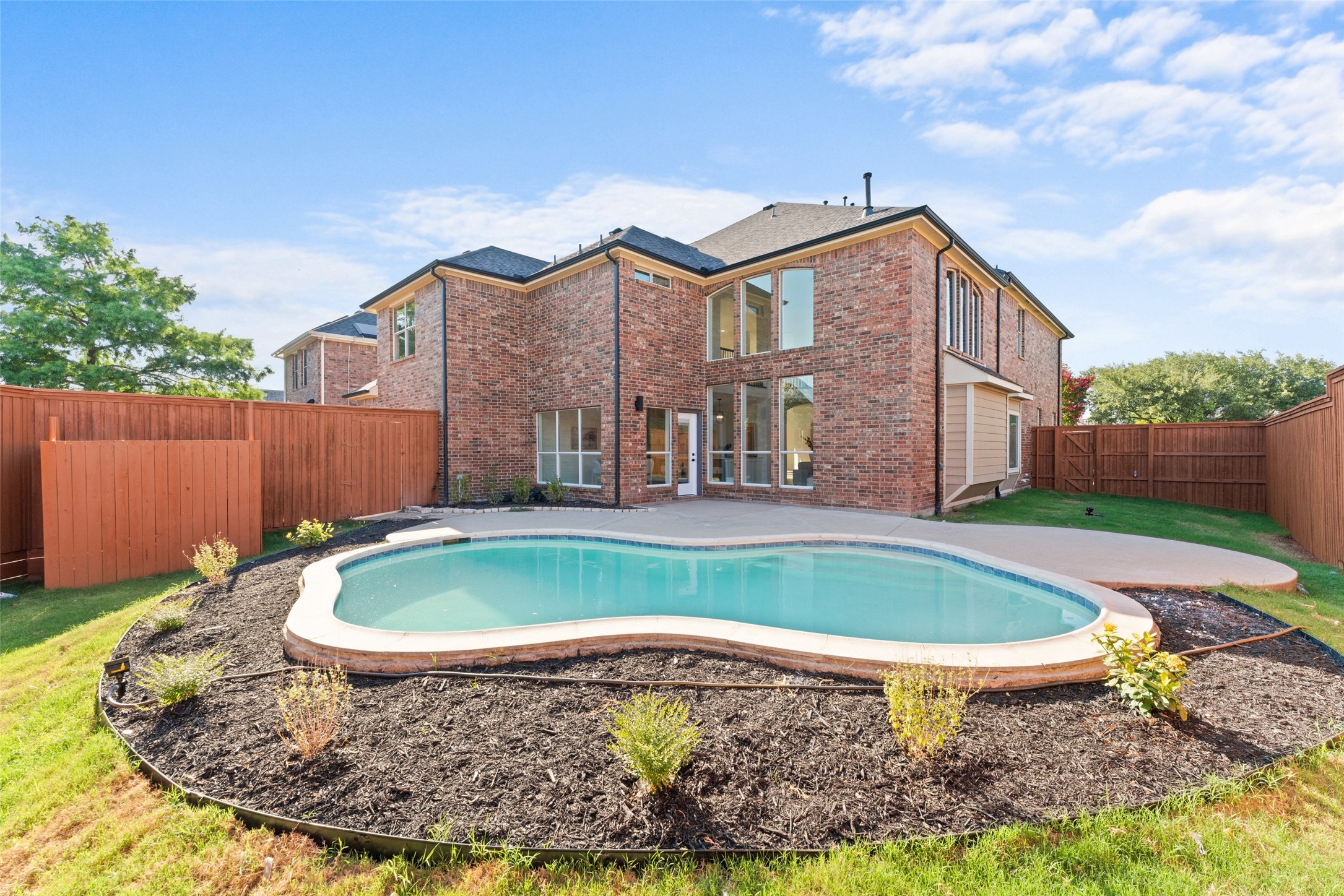1616 Sweetbay Drive