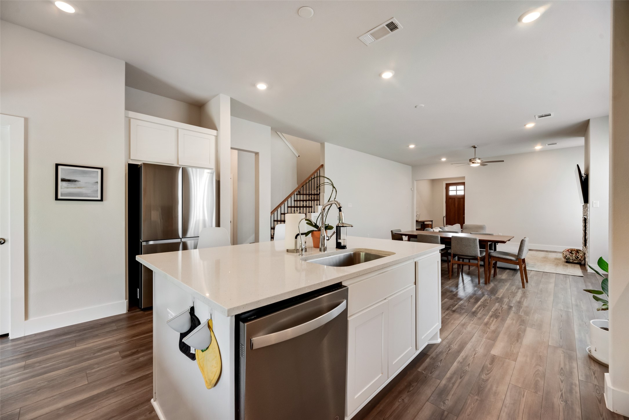558 Torrey Pines Circle