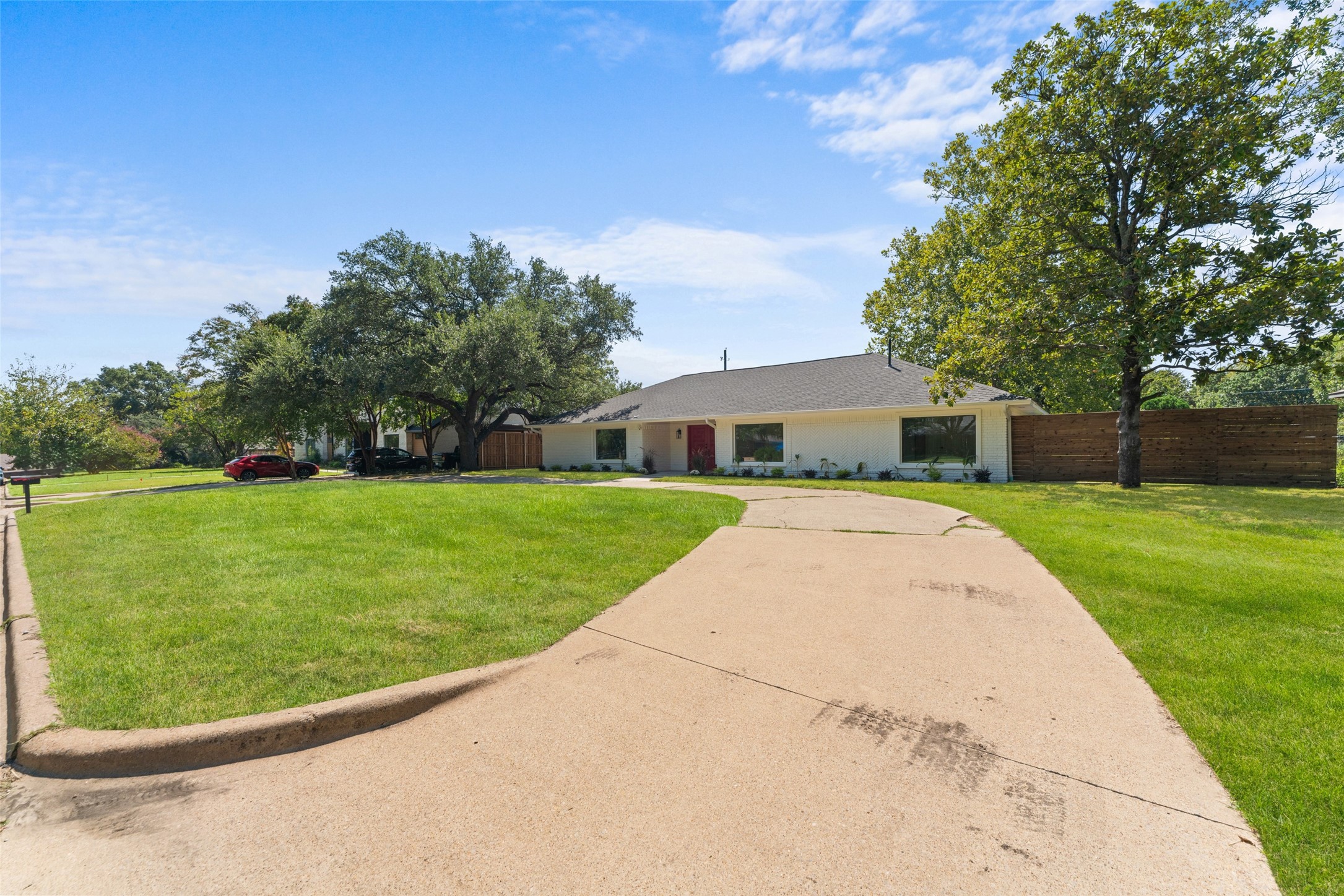 356 Willow Wood Street