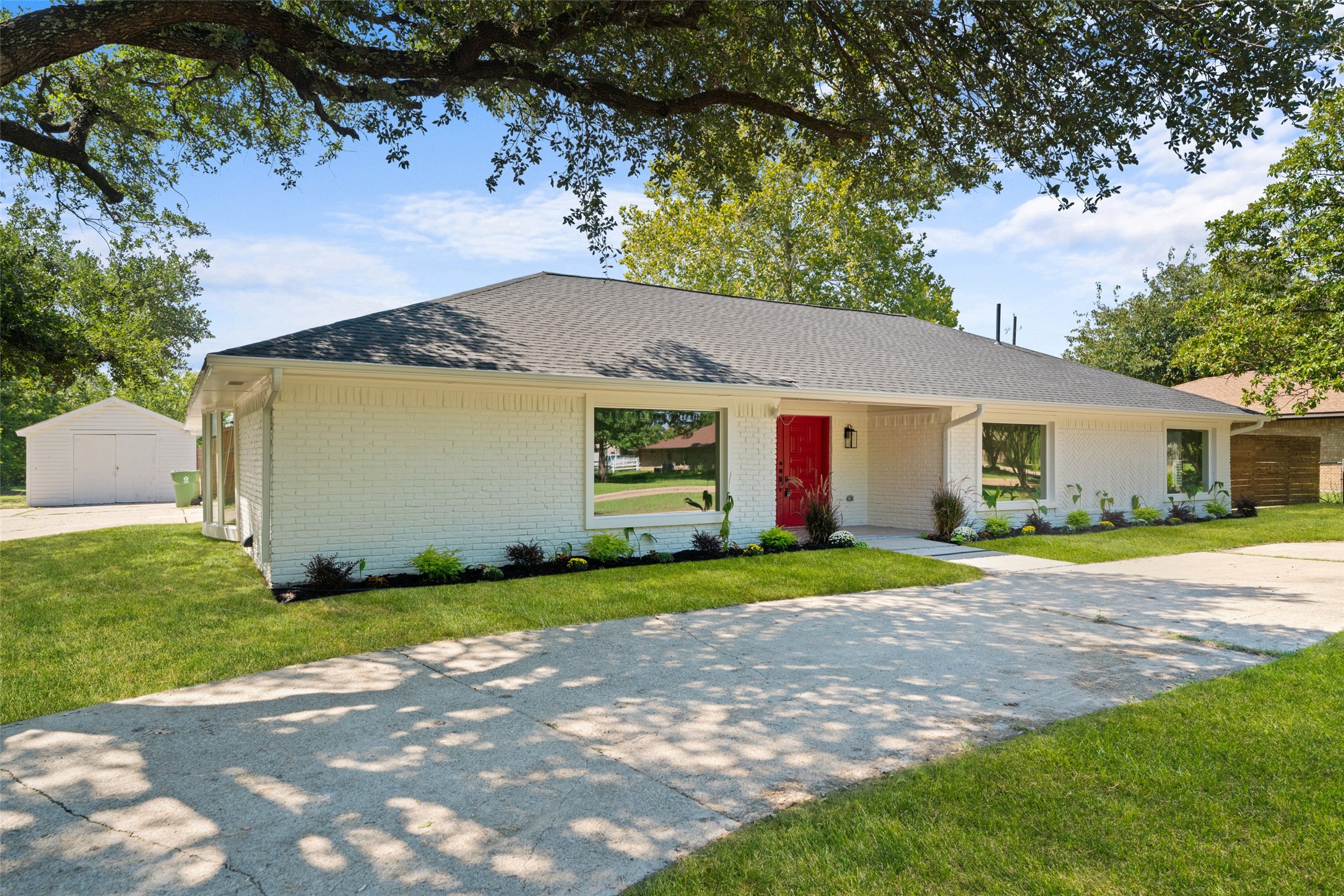 356 Willow Wood Street
