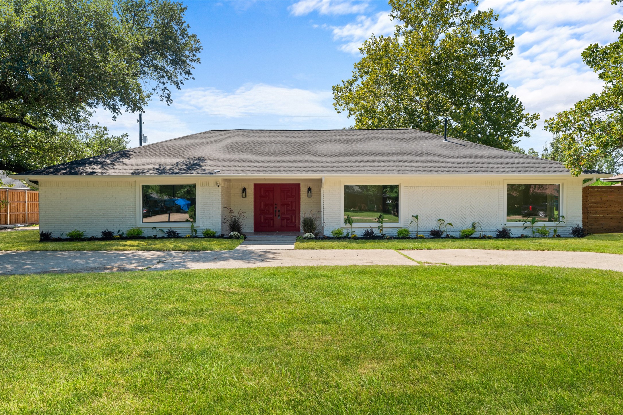 356 Willow Wood Street