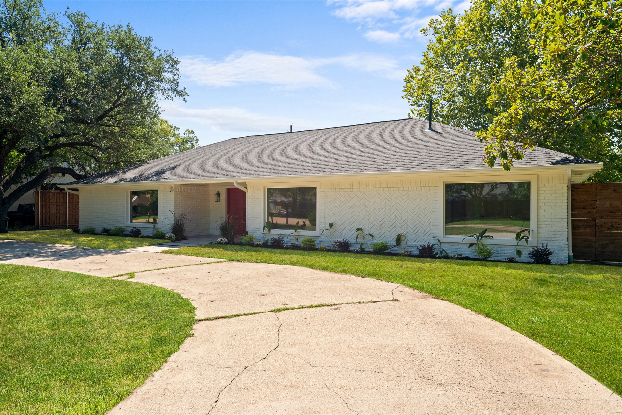 356 Willow Wood Street