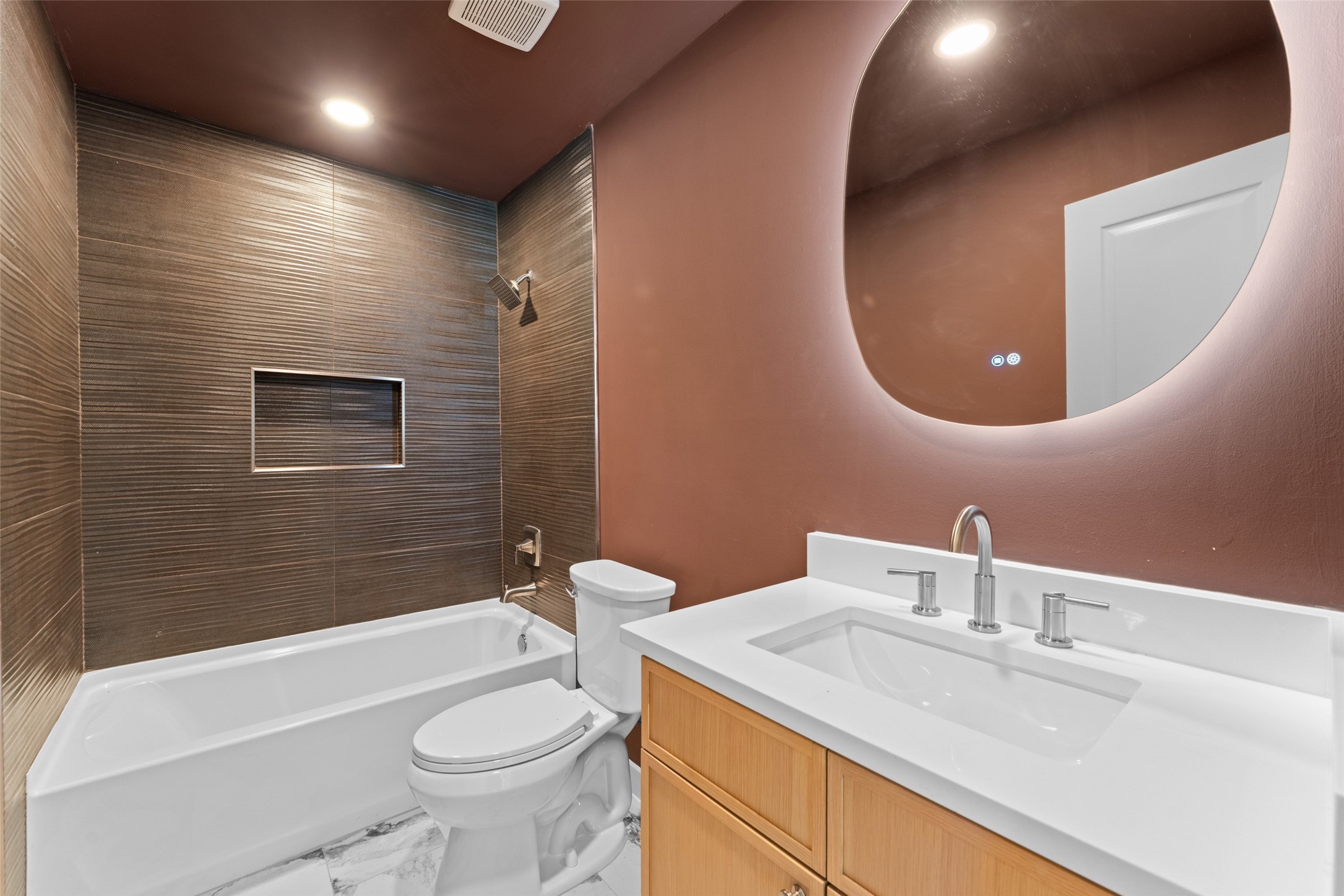 356 Willow Wood Street