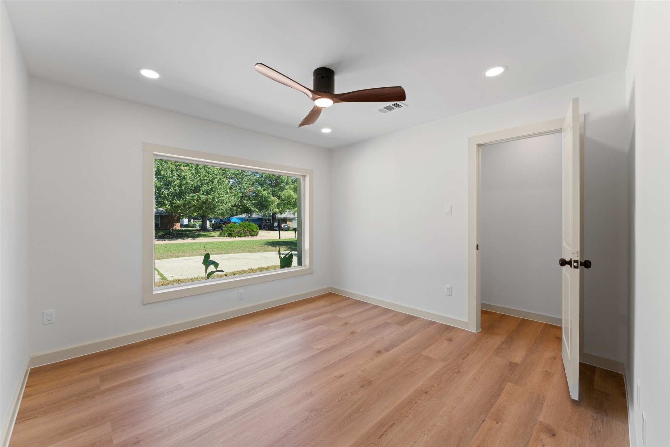 356 Willow Wood Street