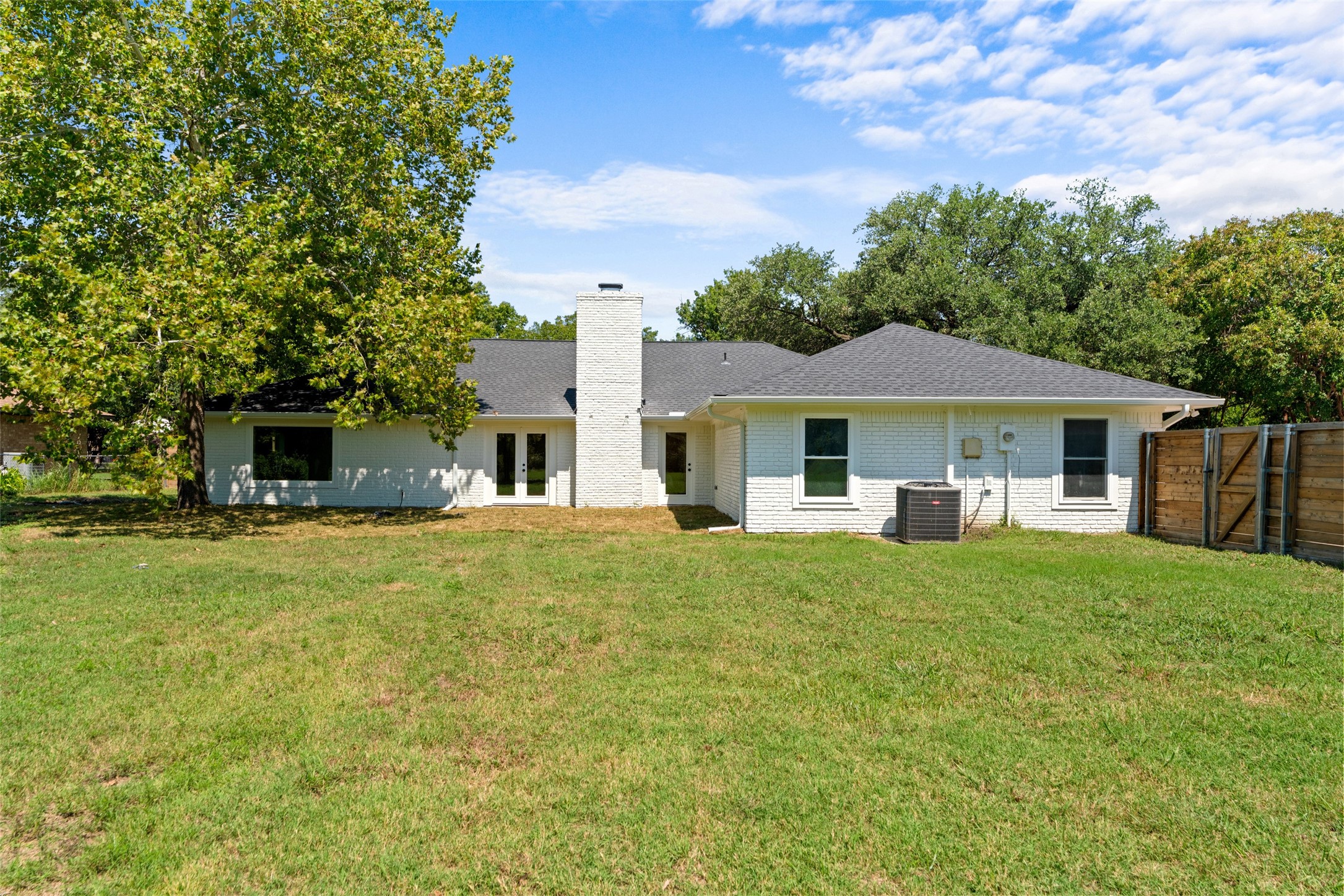 356 Willow Wood Street