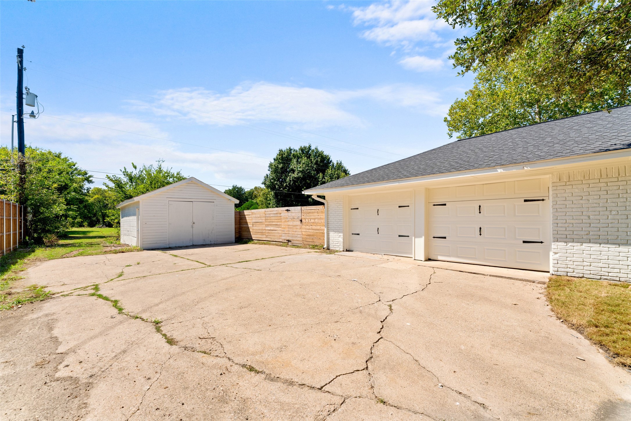 356 Willow Wood Street