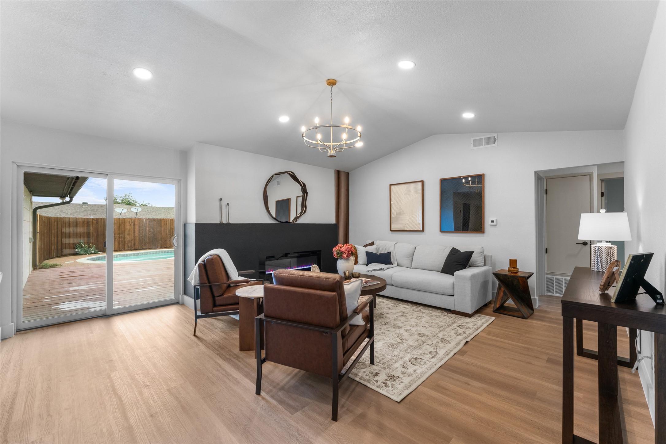2123 Sunrise Trail
