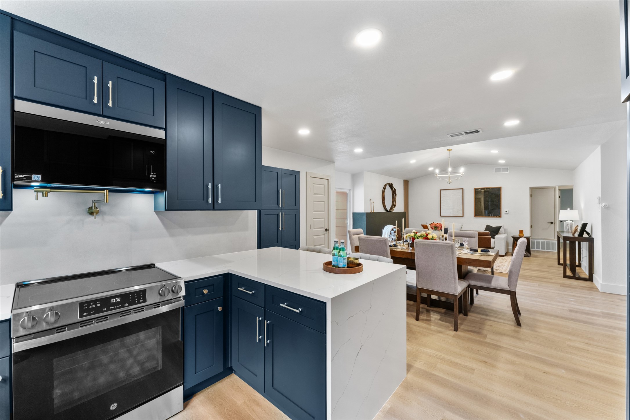 2123 Sunrise Trail