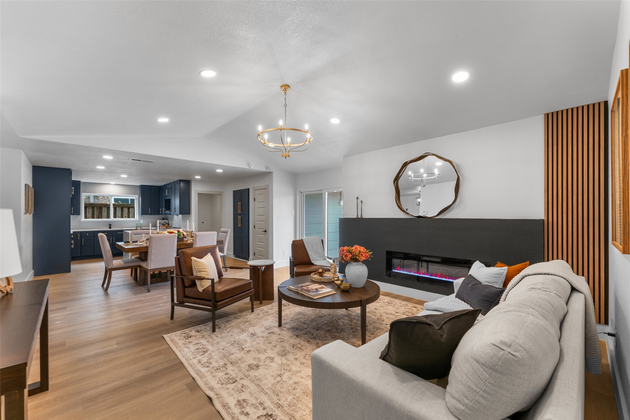 2123 Sunrise Trail