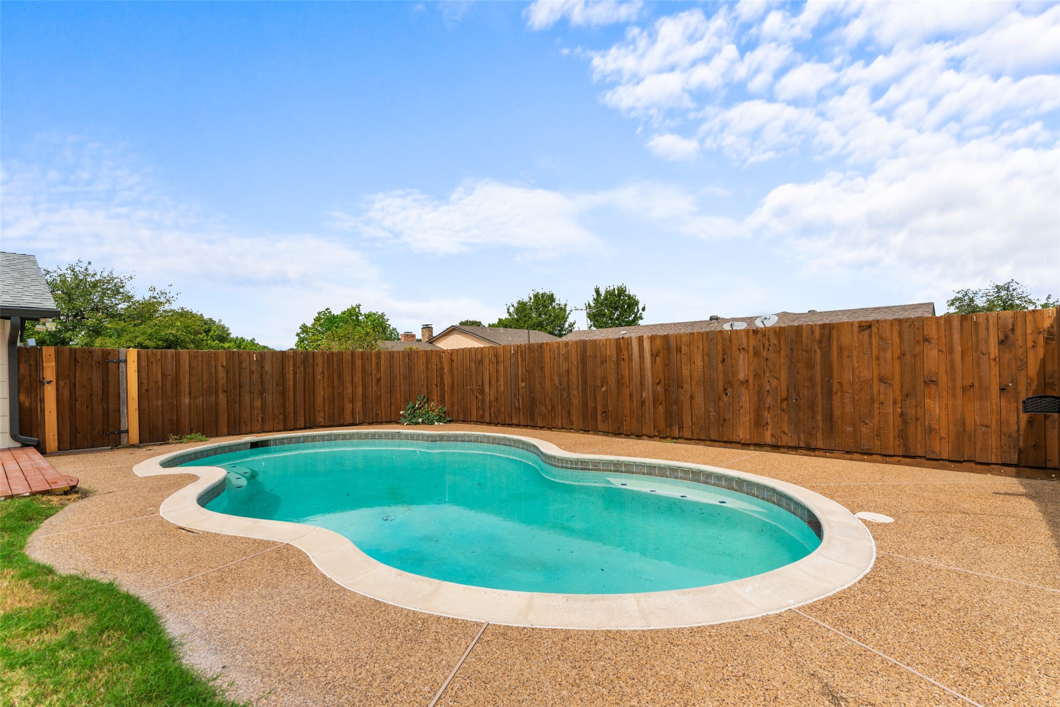 2123 Sunrise Trail