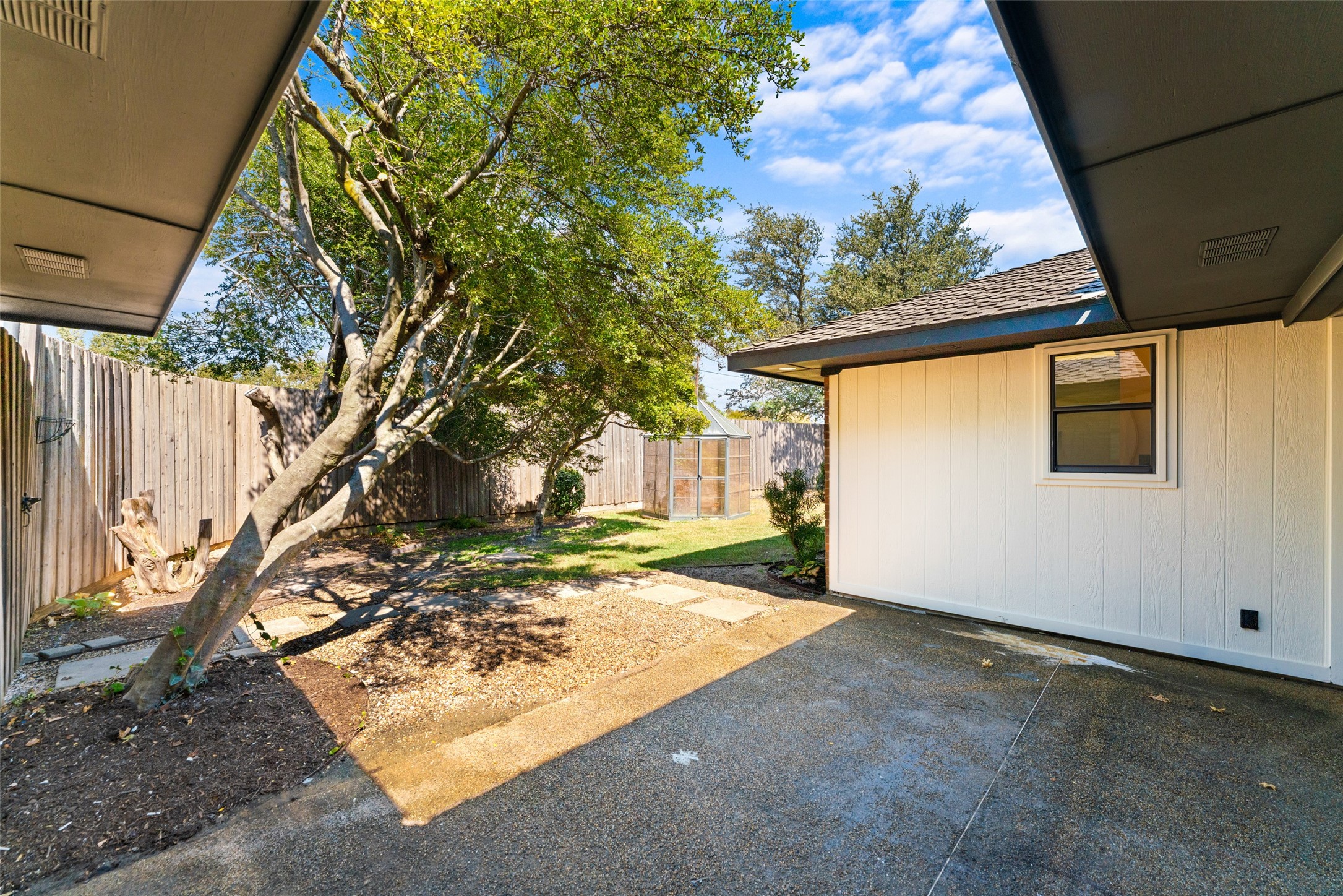 13427 Belmark Circle
