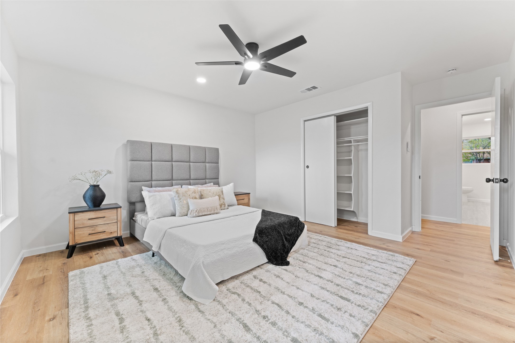 729 Town Creek Drive