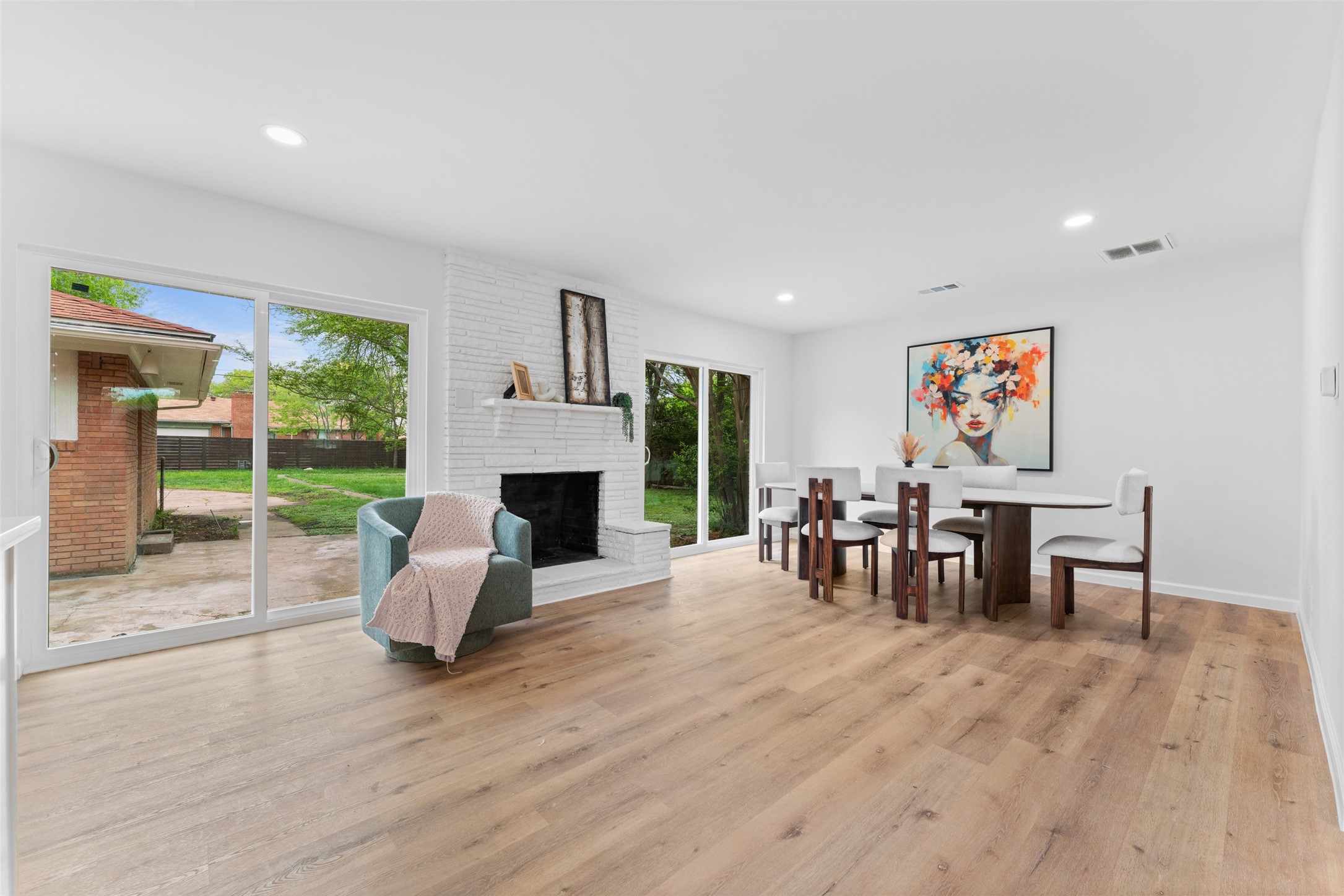 729 Town Creek Drive