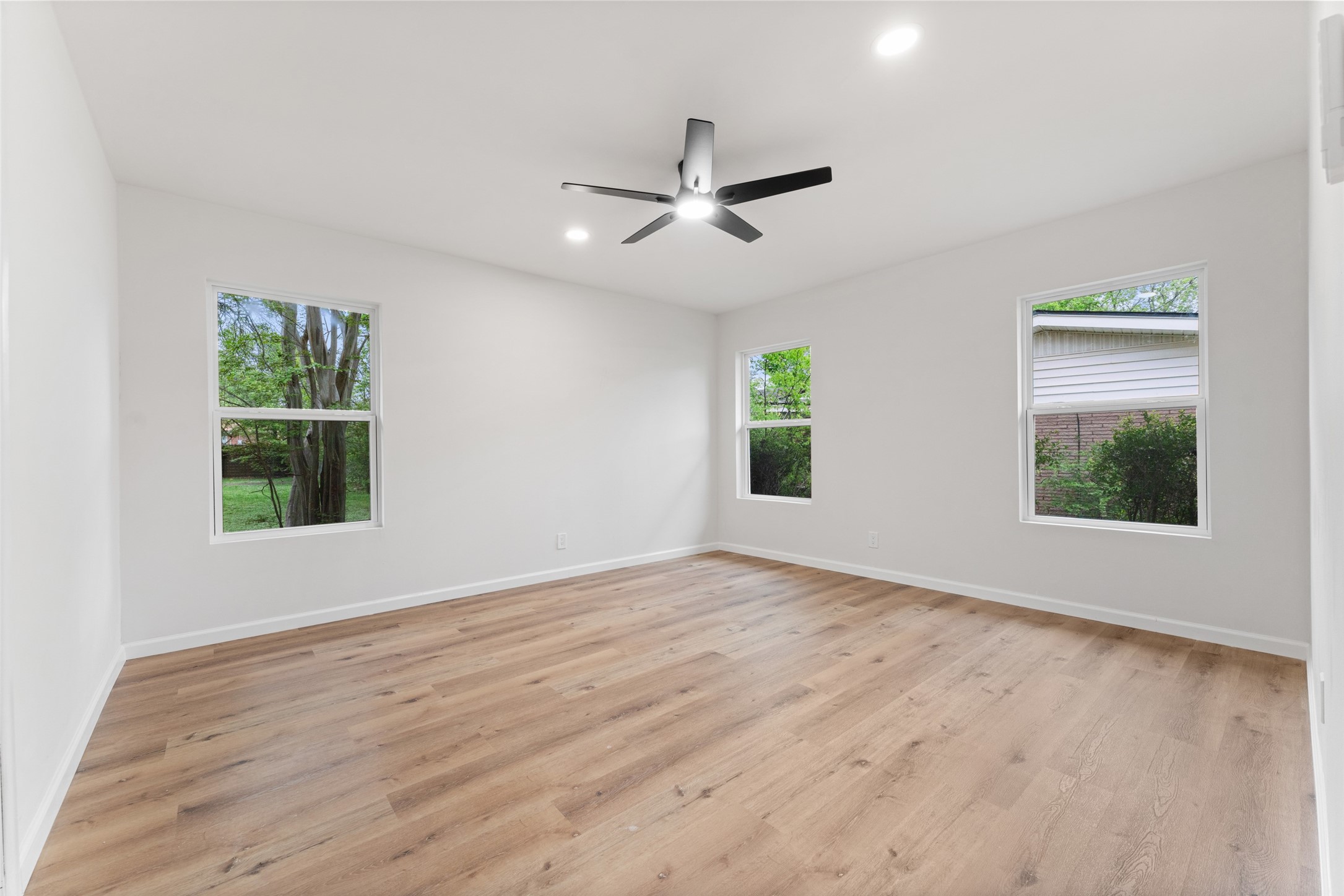 729 Town Creek Drive