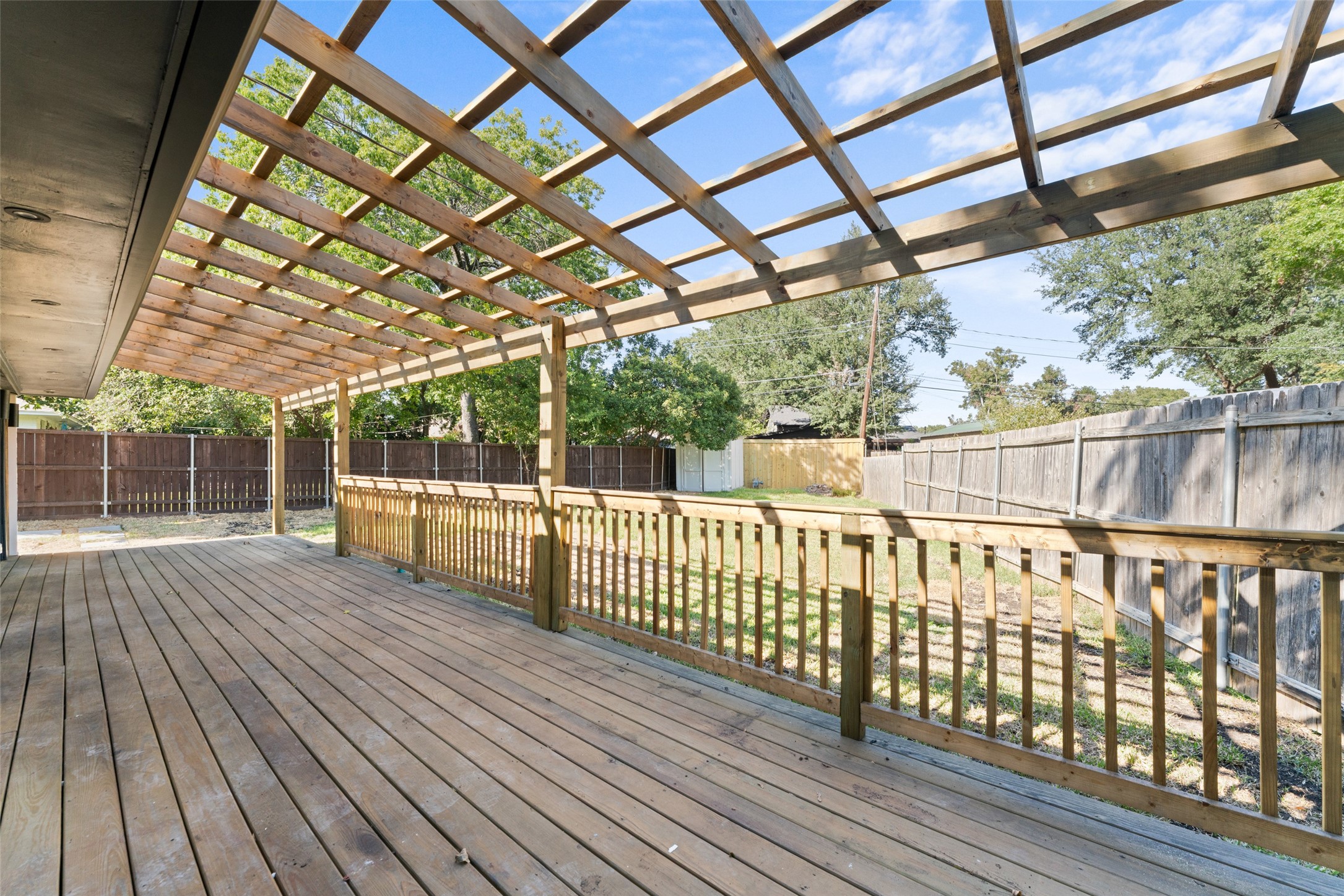 6431 Dunstan Lane