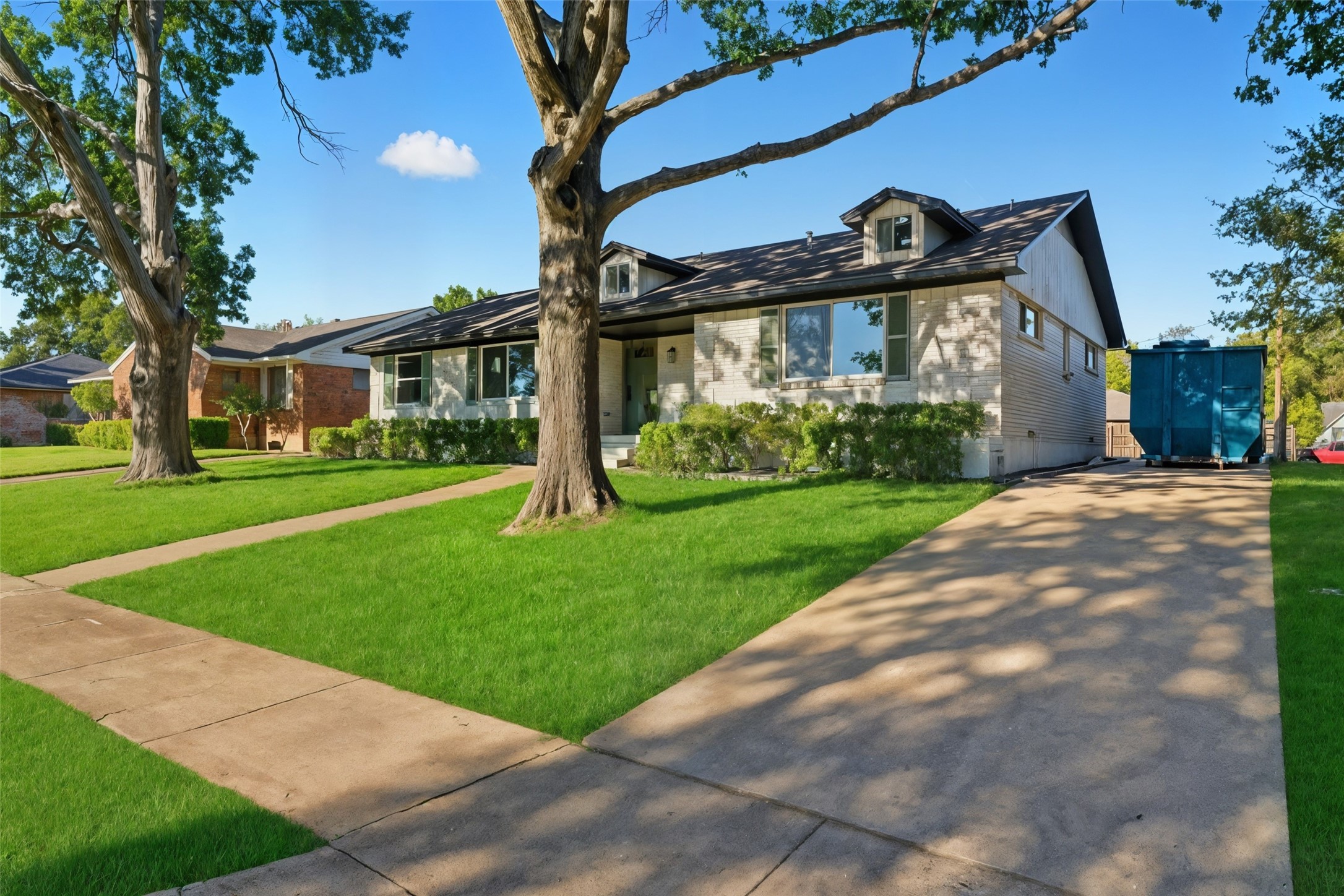 3818 Dartmouth Street