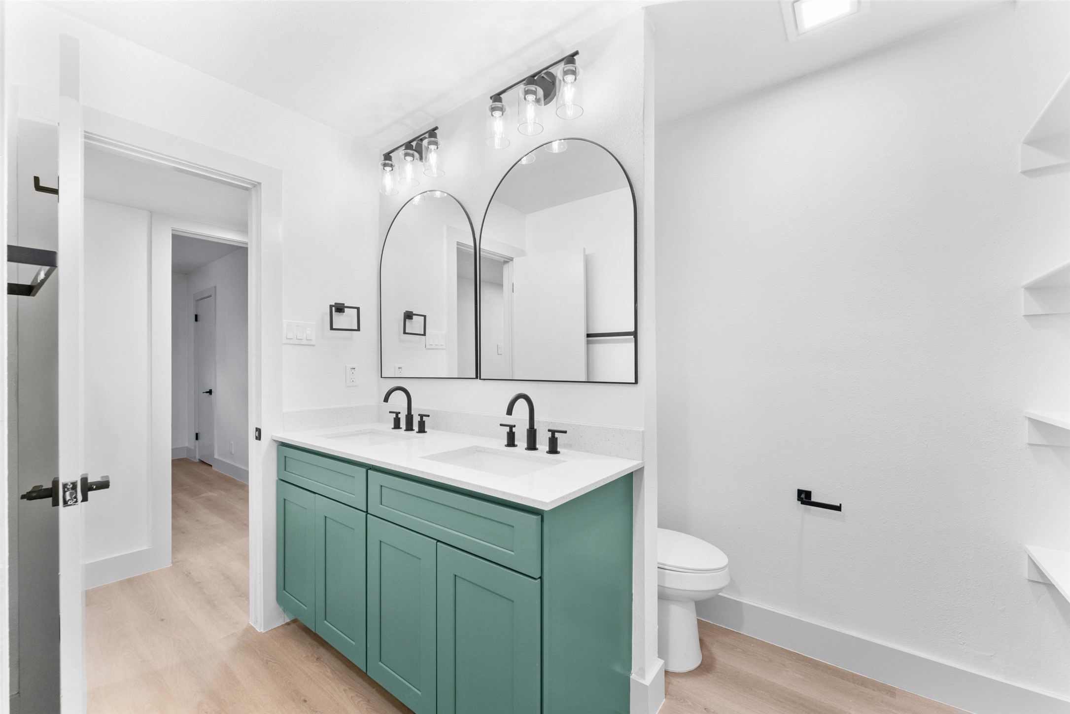 3818 Dartmouth Street