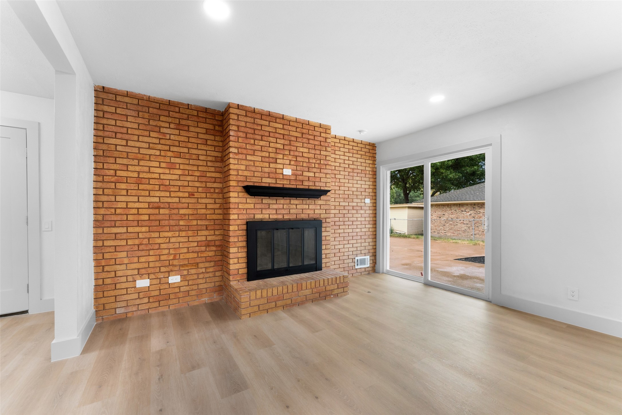 3818 Dartmouth Street