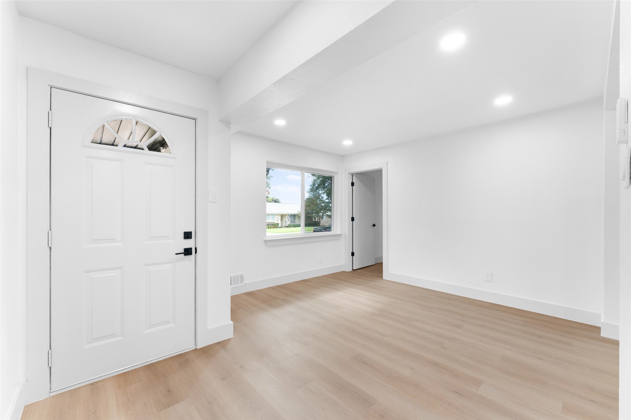 3818 Dartmouth Street