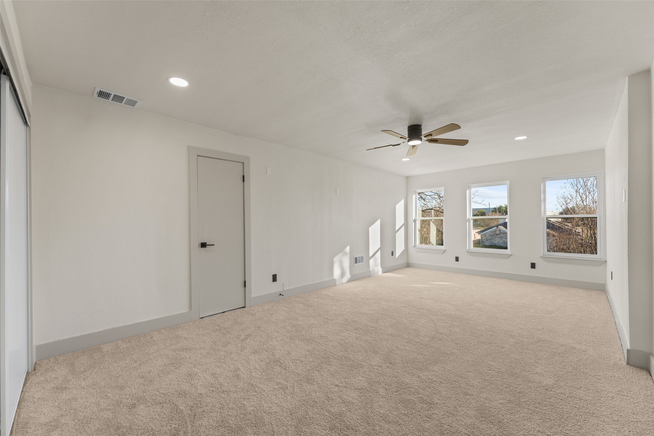 1013 Paintbrush Street