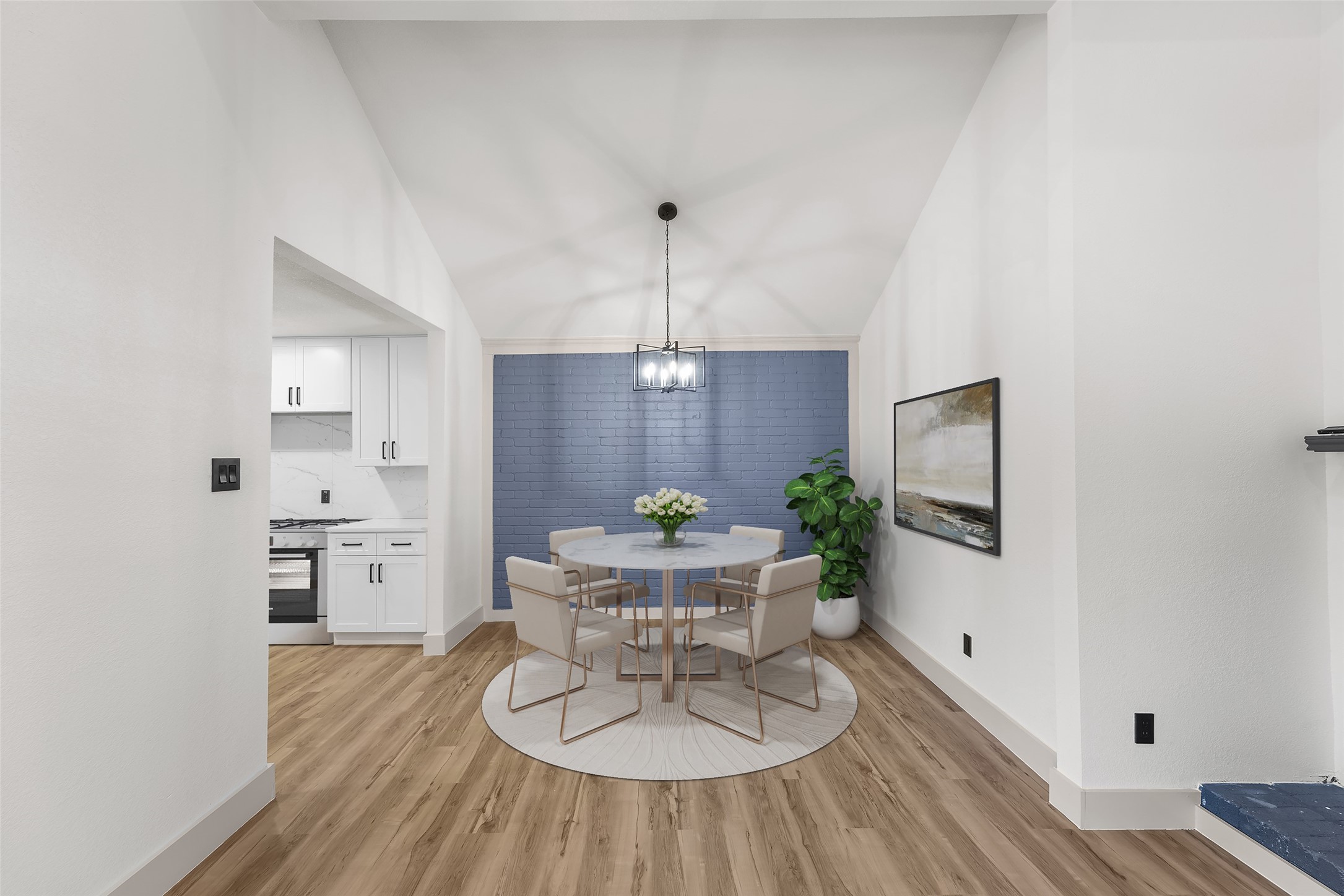 1013 Paintbrush Street