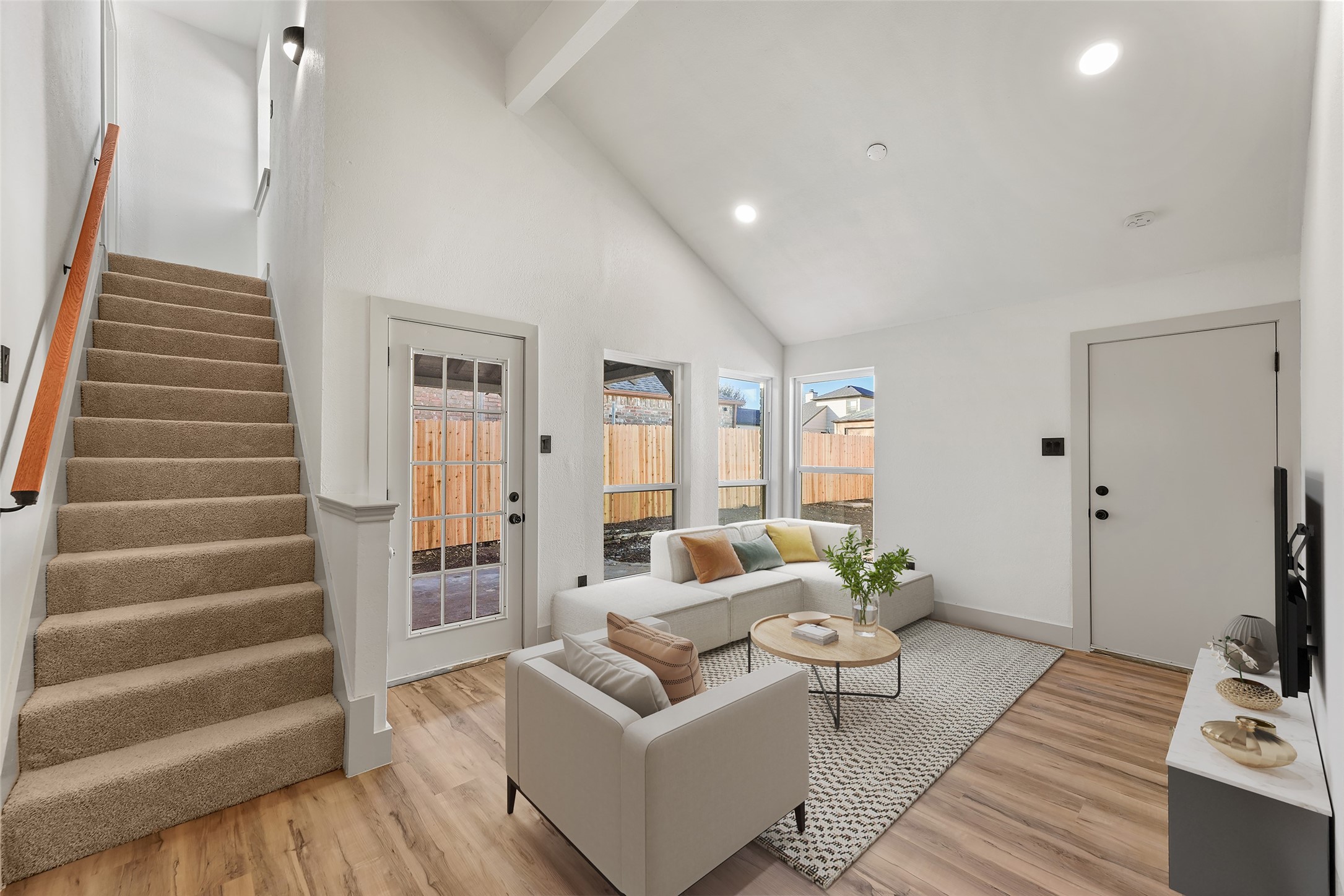 1013 Paintbrush Street