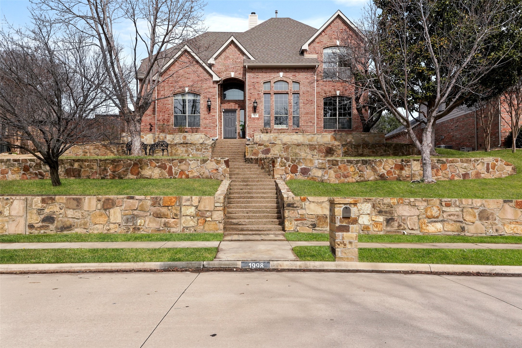 1998 Lake Forest Drive