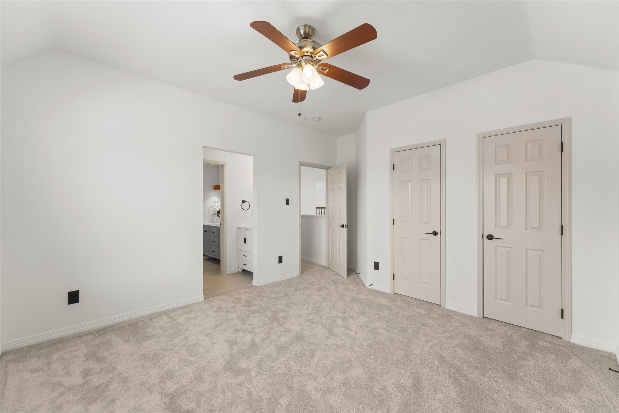 1998 Lake Forest Drive