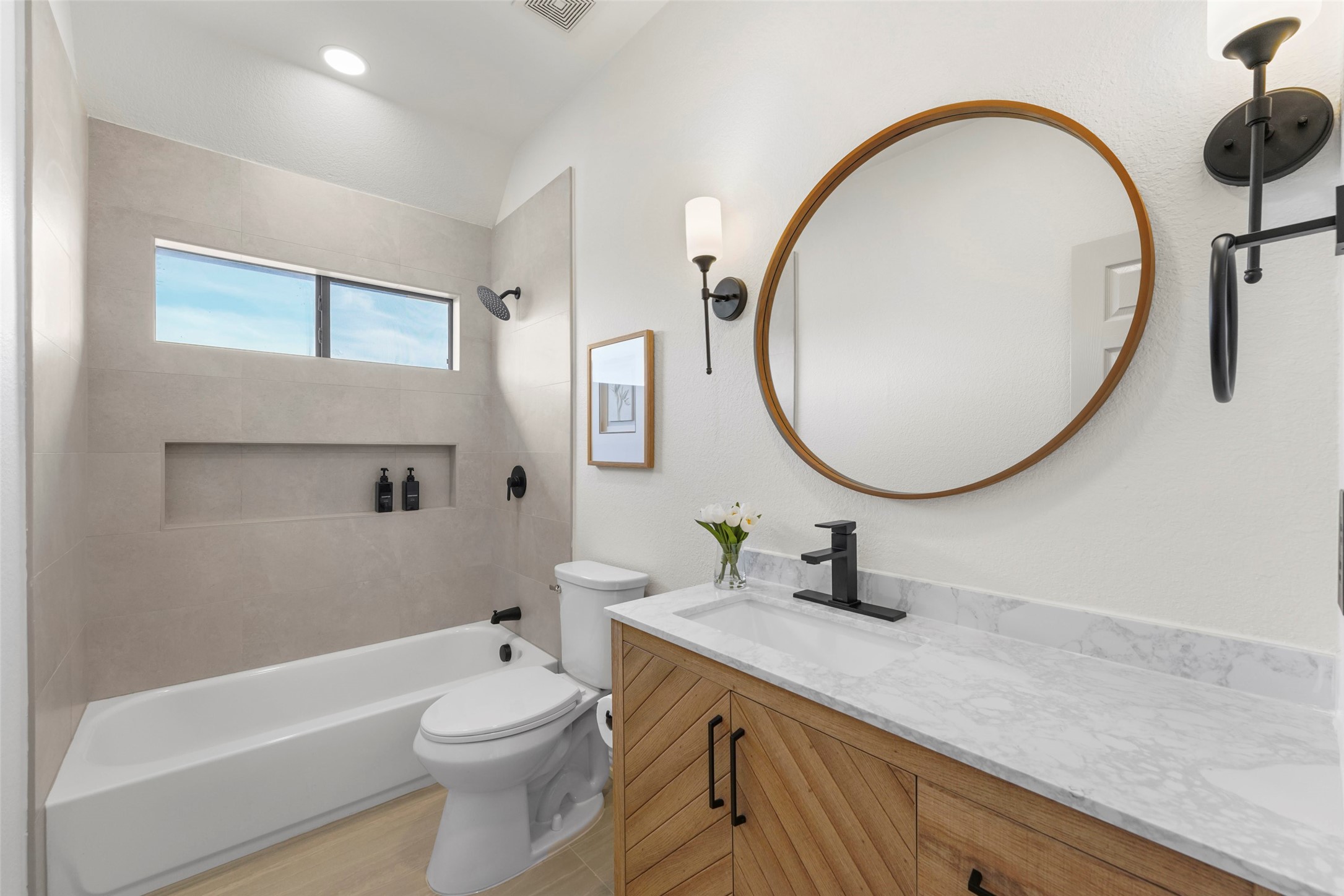 1998 Lake Forest Drive