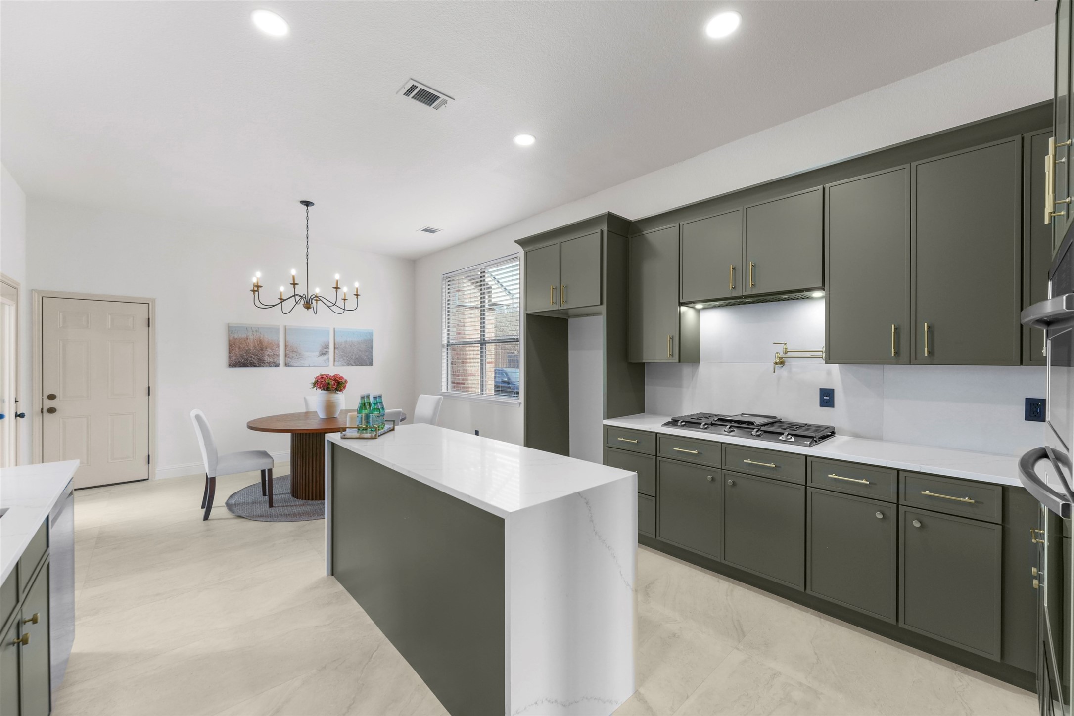 1998 Lake Forest Drive