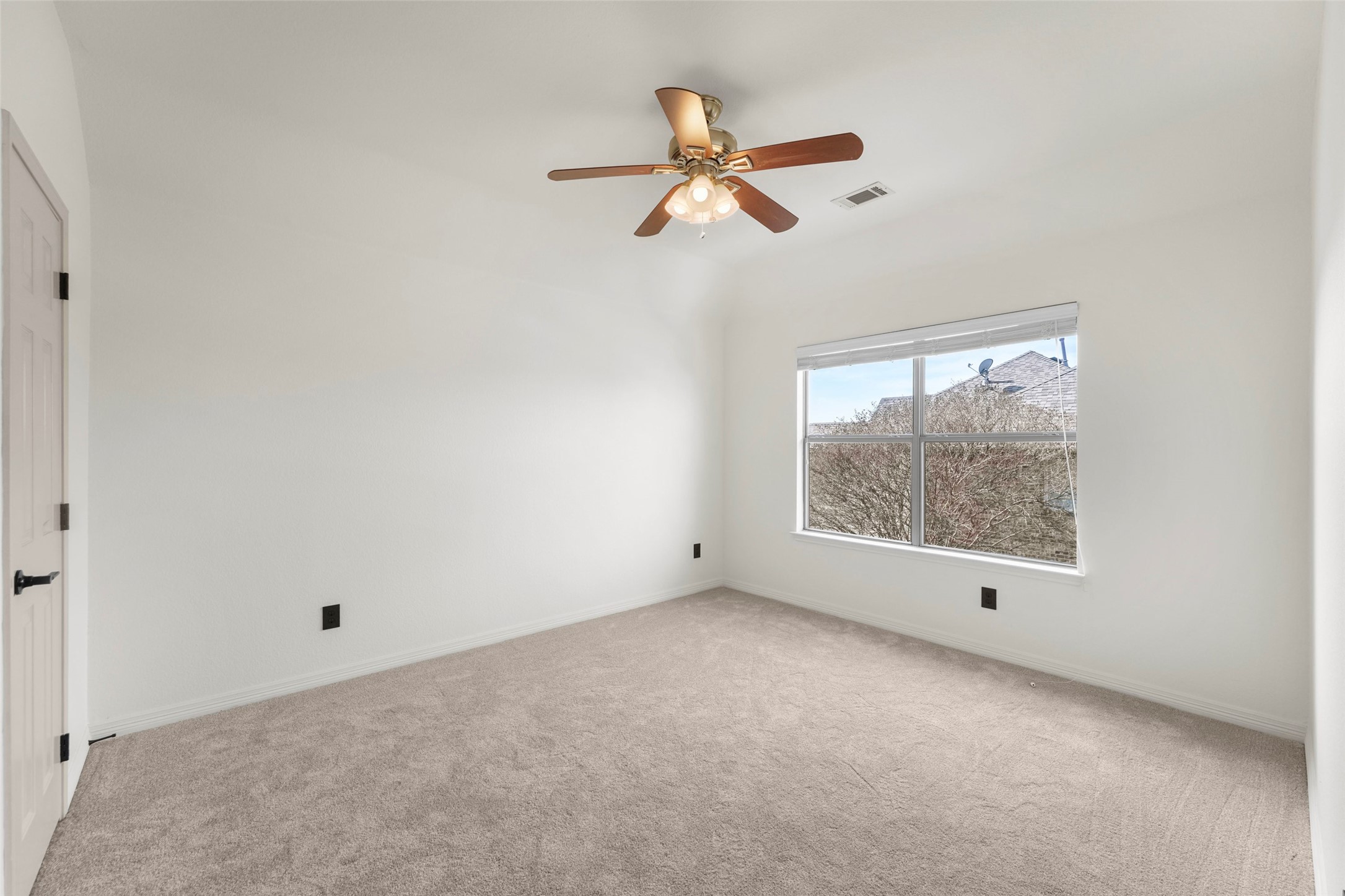 1998 Lake Forest Drive