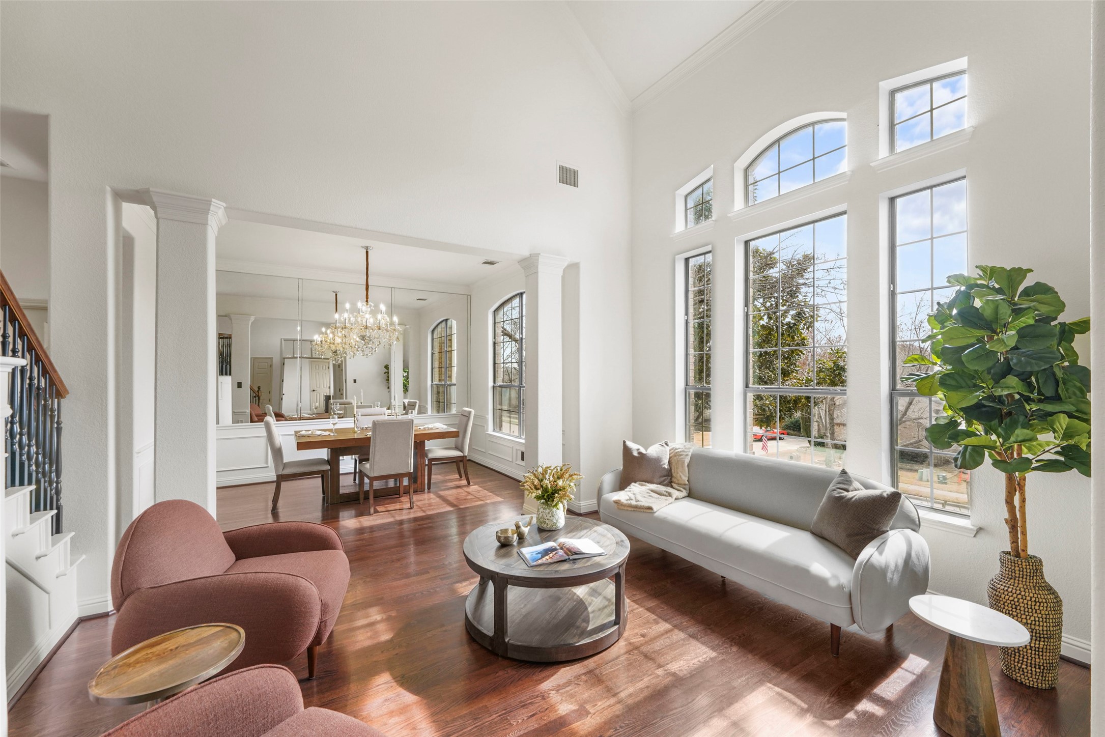 1998 Lake Forest Drive