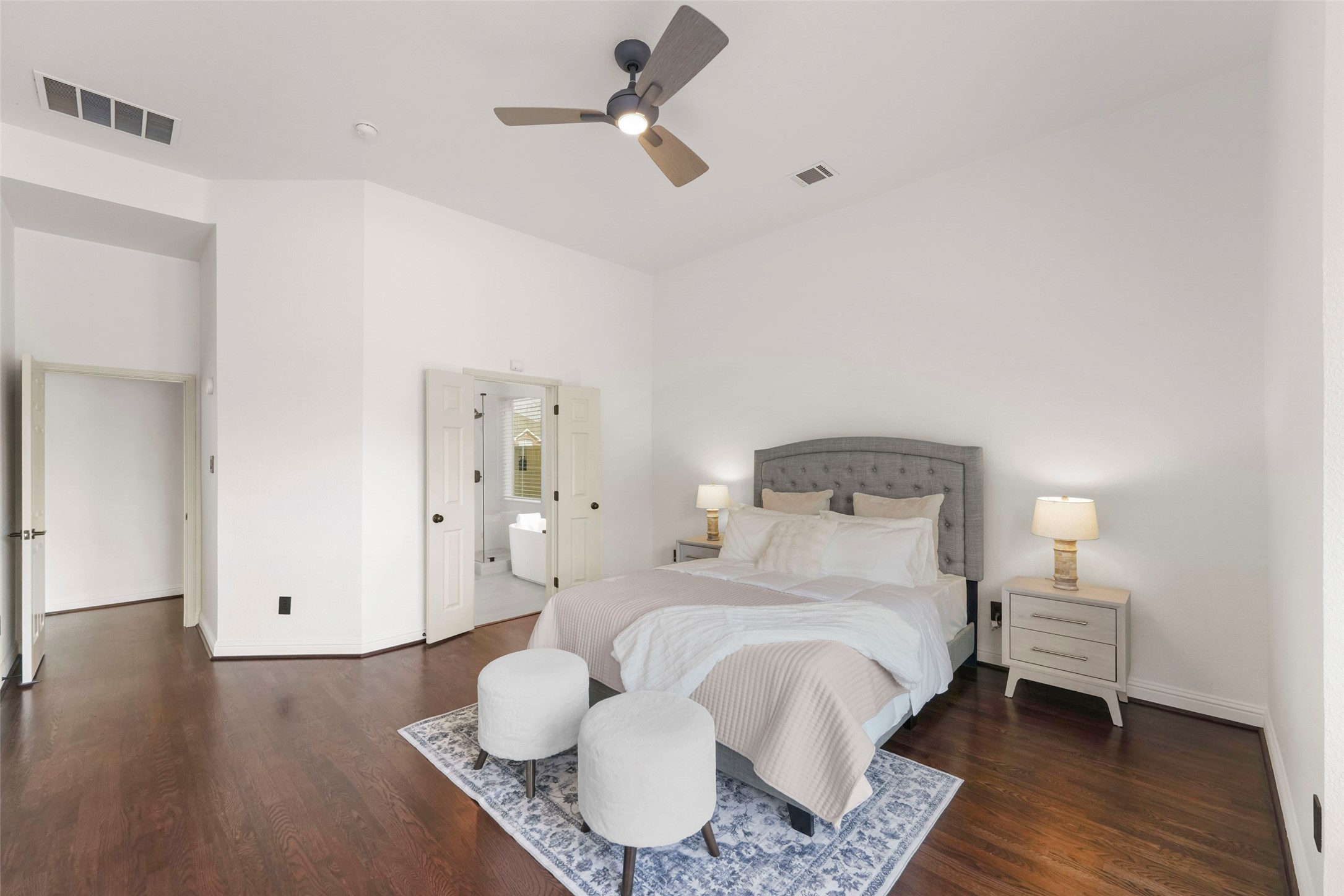 1998 Lake Forest Drive