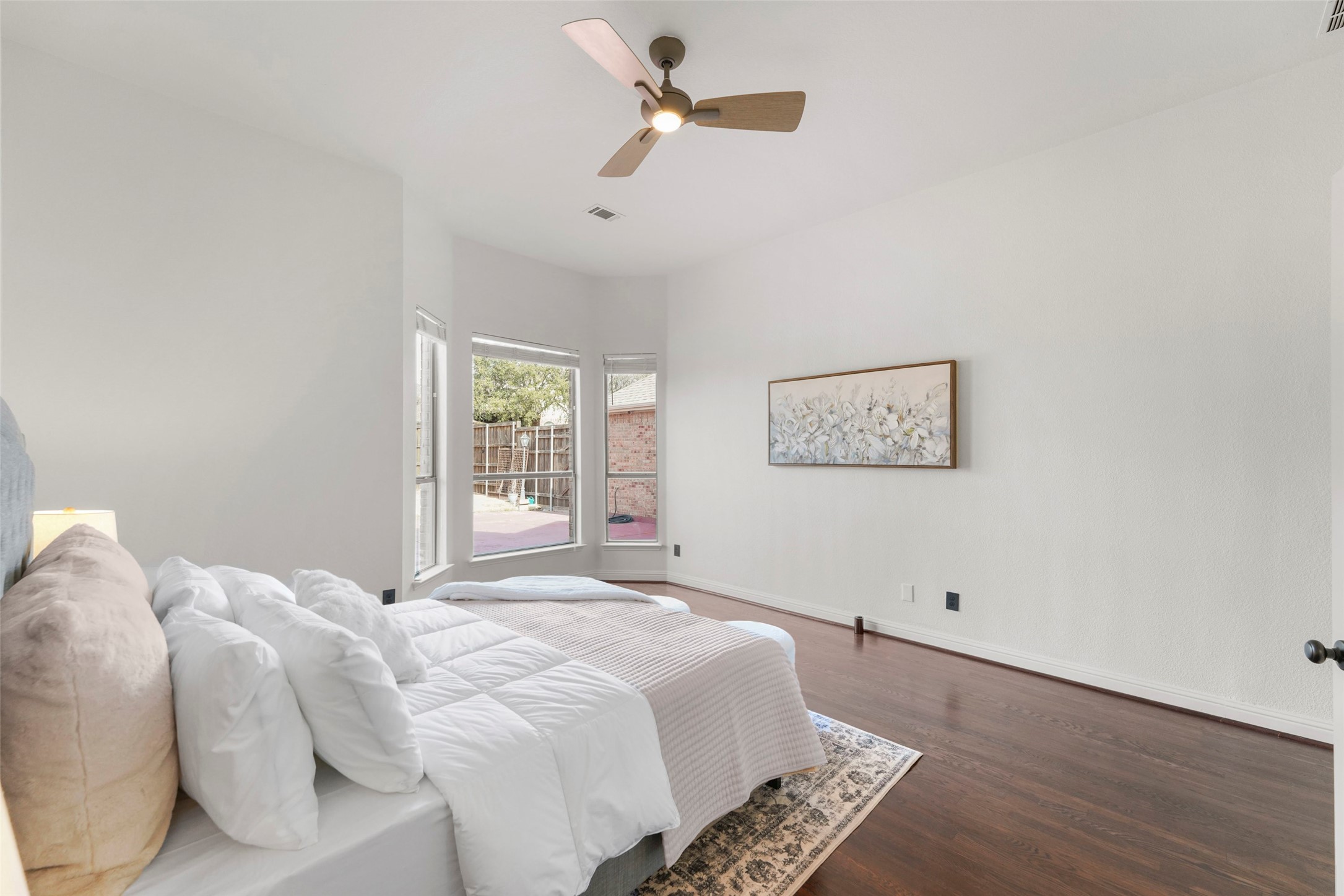 1998 Lake Forest Drive