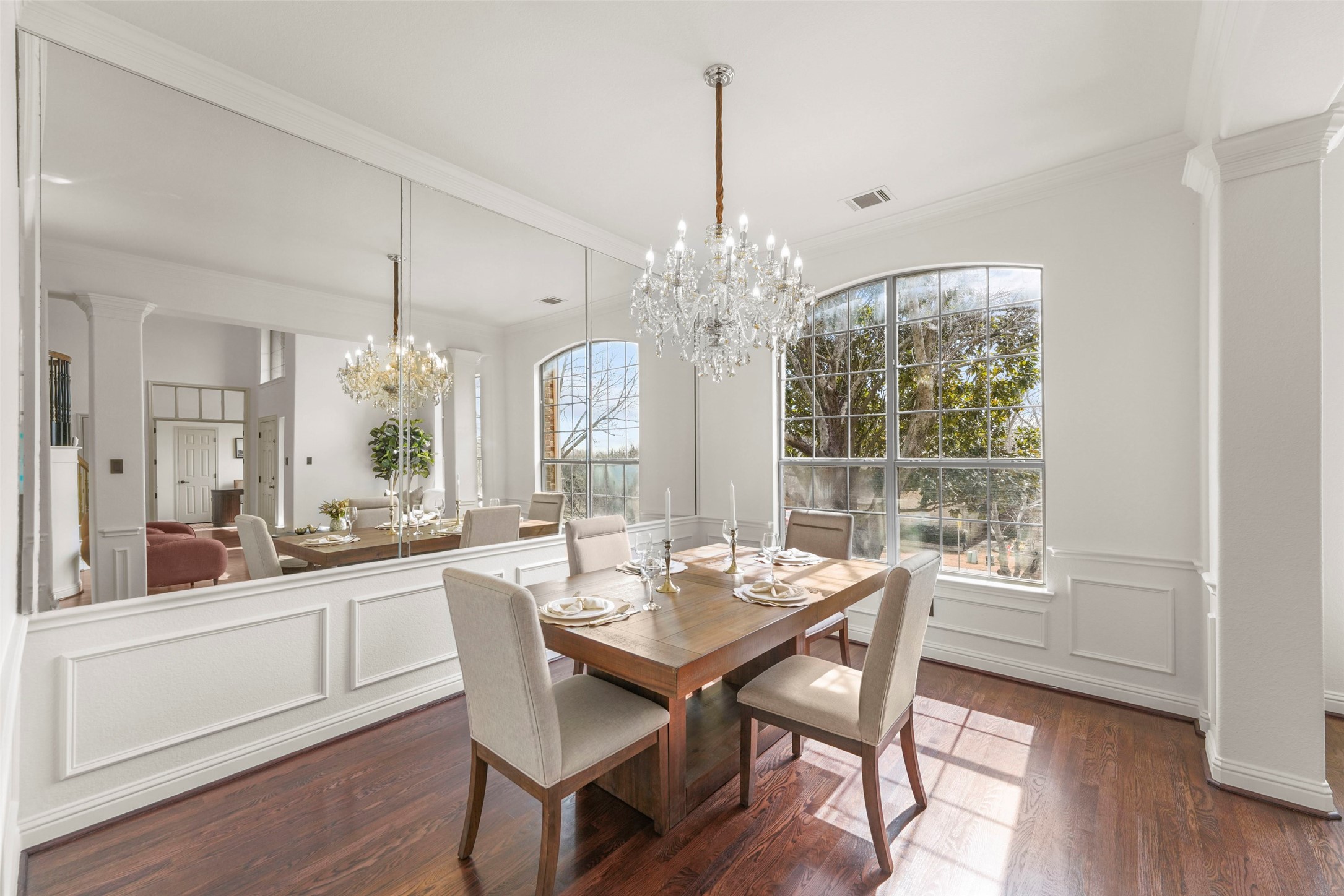 1998 Lake Forest Drive