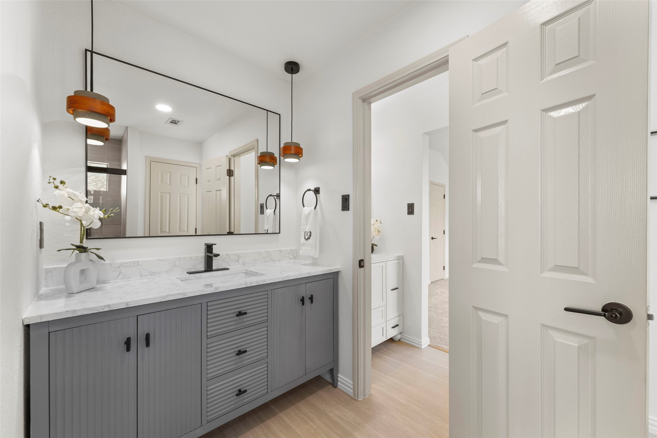 1998 Lake Forest Drive