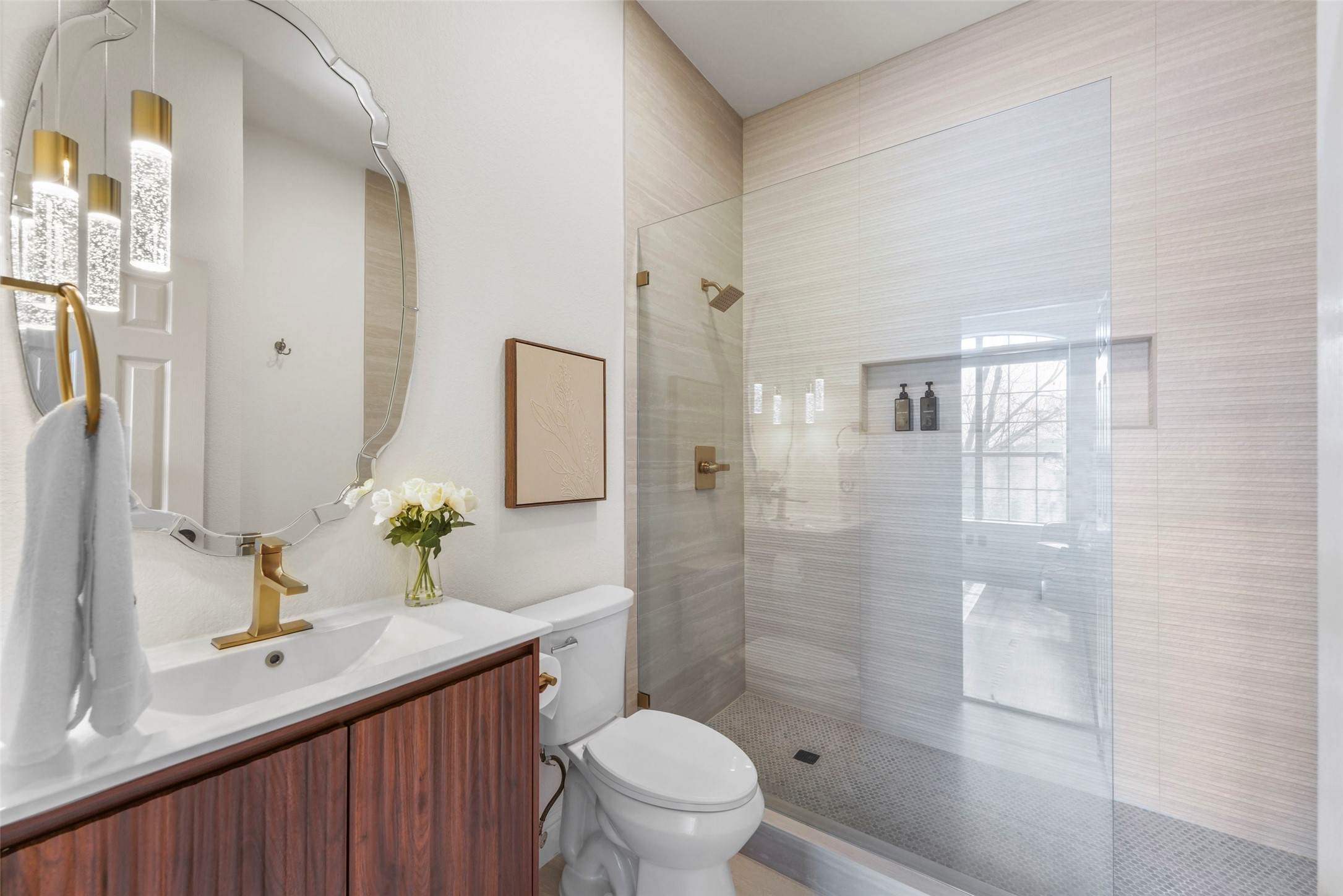 1998 Lake Forest Drive