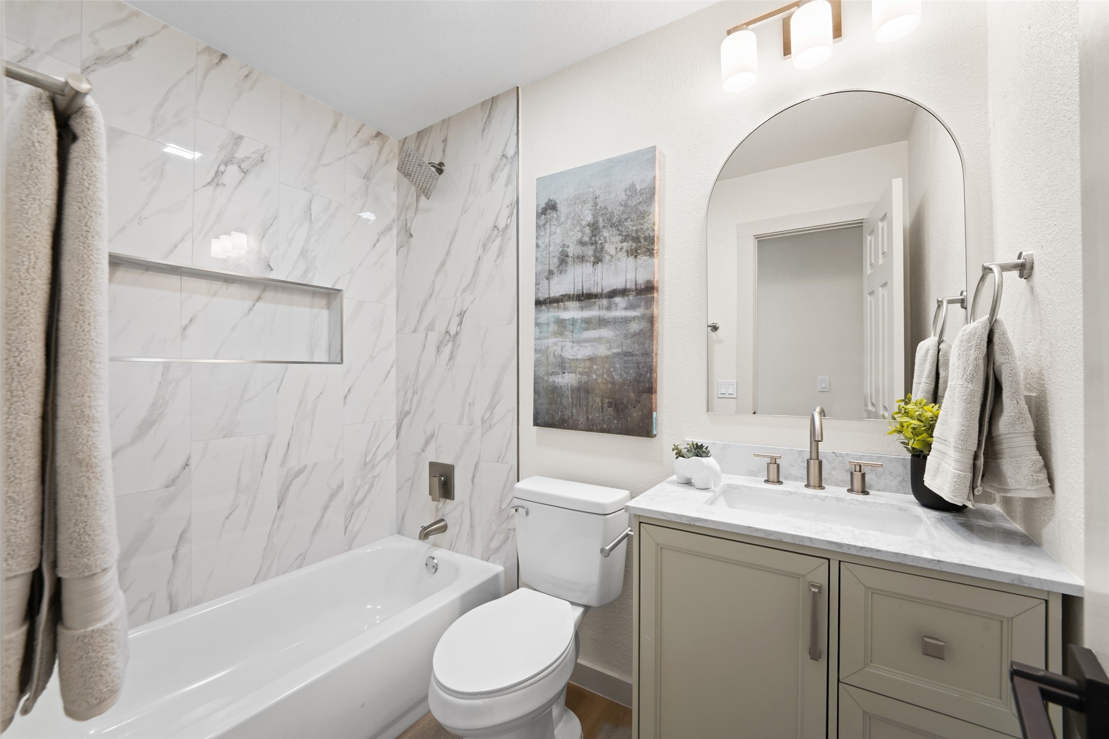 1110 Wake Forest Drive