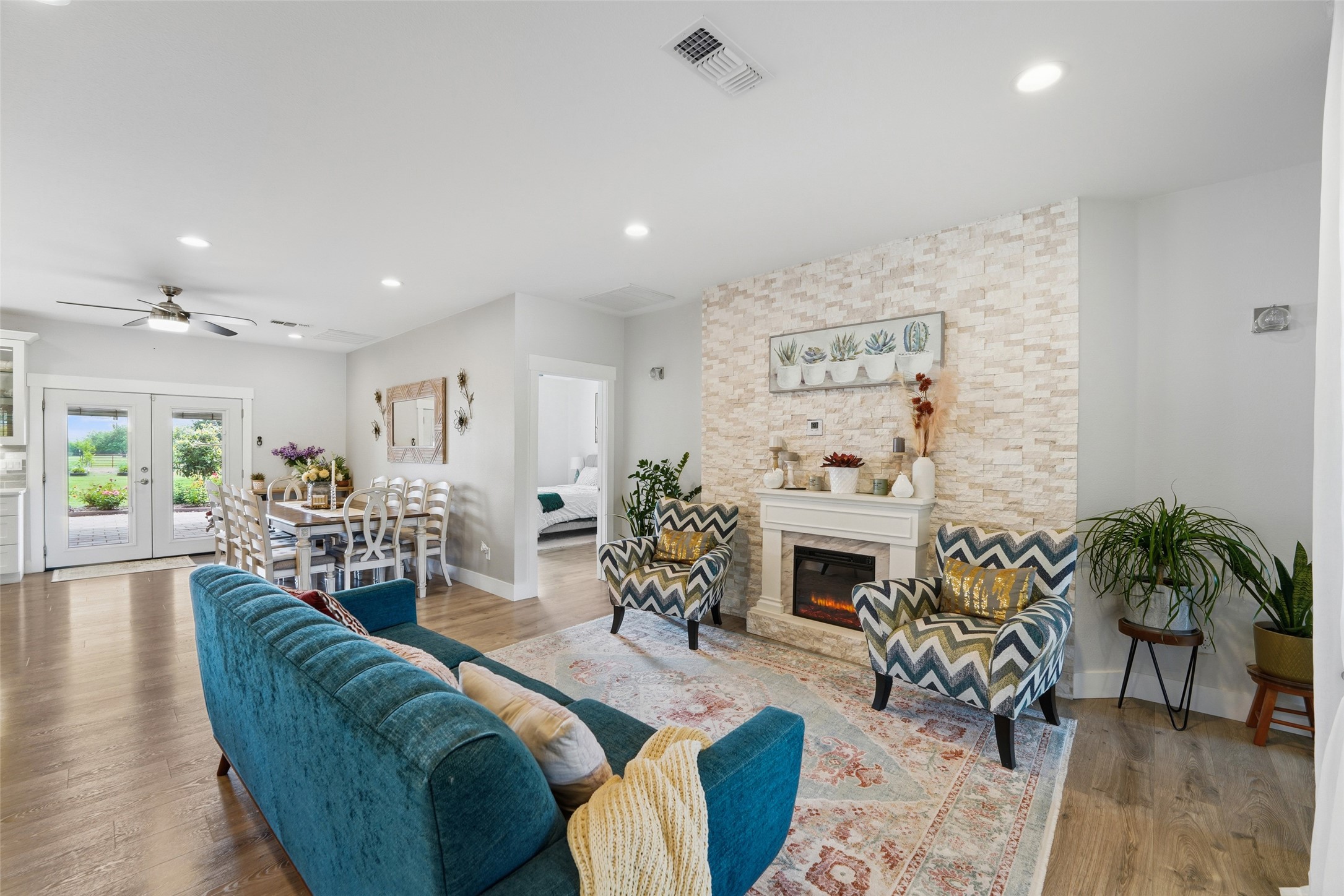 1414 Rs County Road 1605