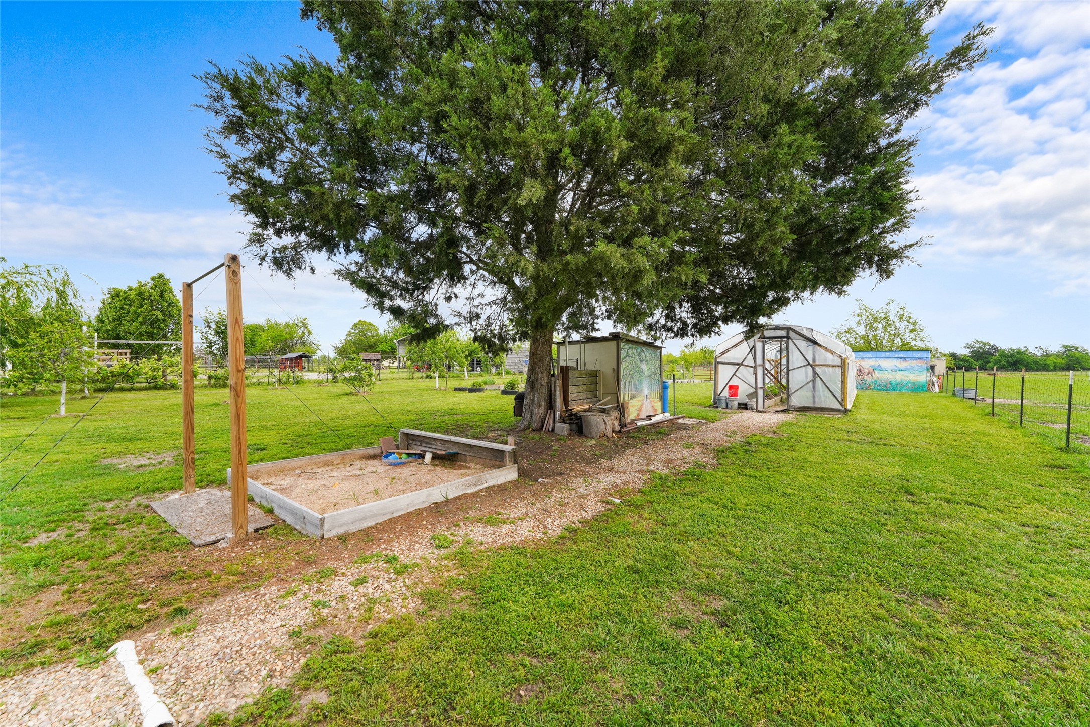 1414 Rs County Road 1605