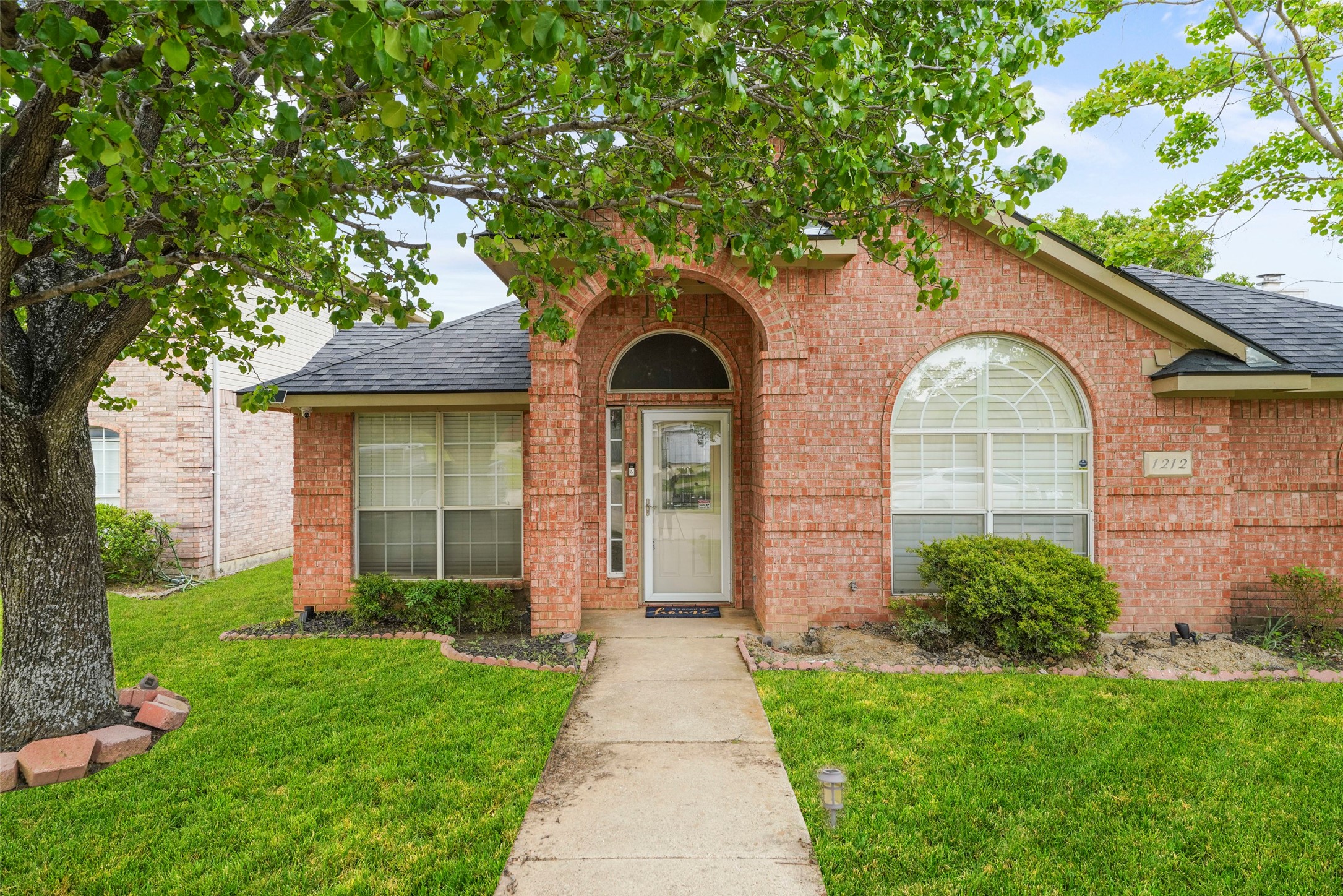 1212 Jessica Drive